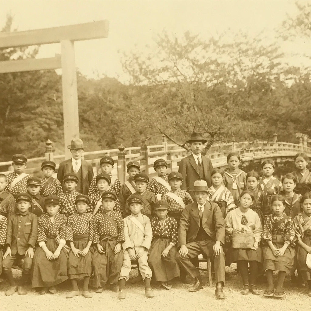 Japanese Showa School Class Trip Photograph Vtg Group Ise Shrine Sepia PH122