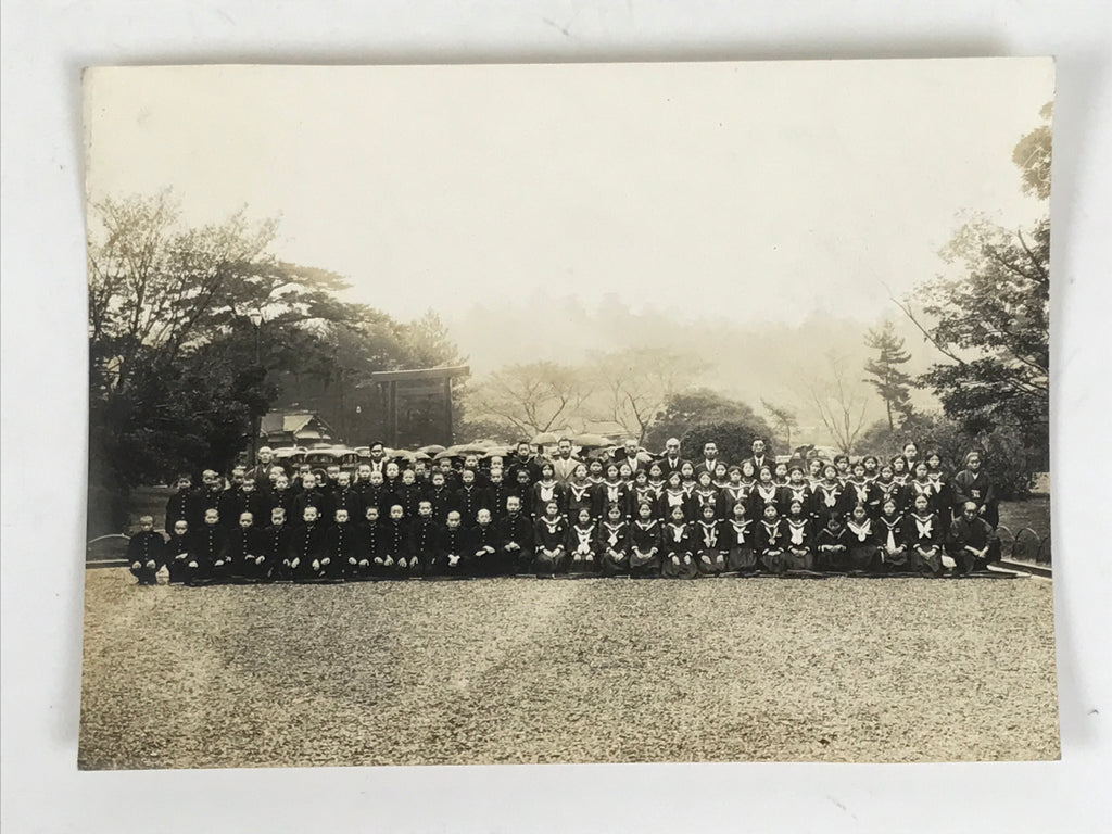 Japanese Showa School Class Trip Photograph Vtg Group Ise Shrine Sepia PH163