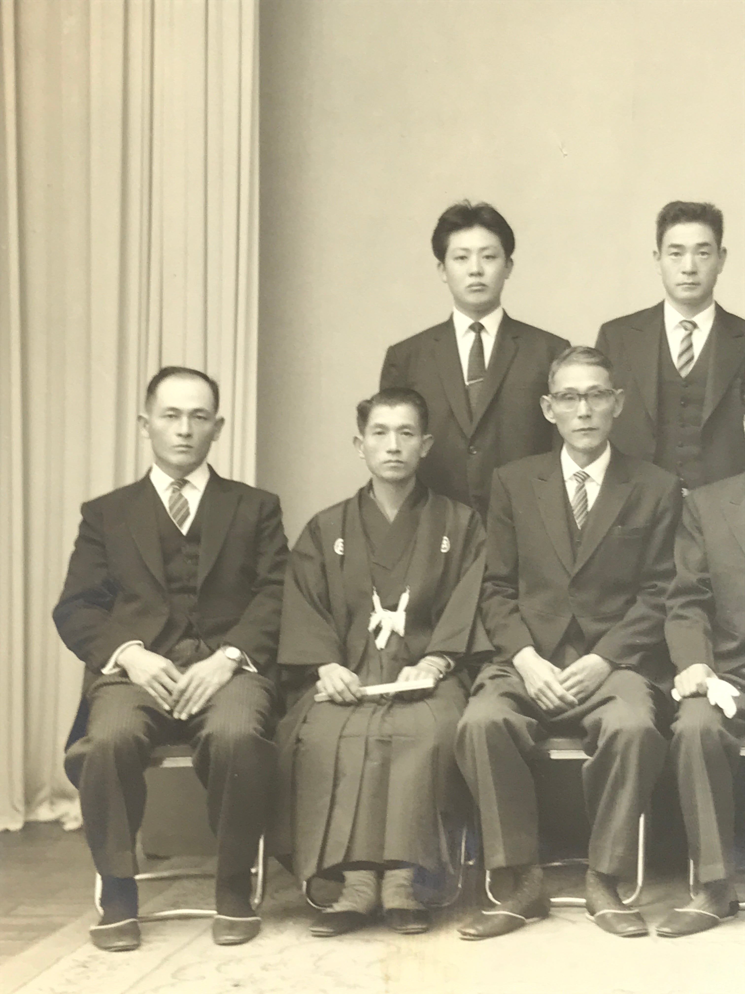 Japanese Showa Wedding Photograph Vtg Kimono Bride Groom Family Black White PH60