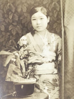 Japanese Showa Young Woman Posed Portrait Photograph Vtg Kimono Sepia Tone PH277