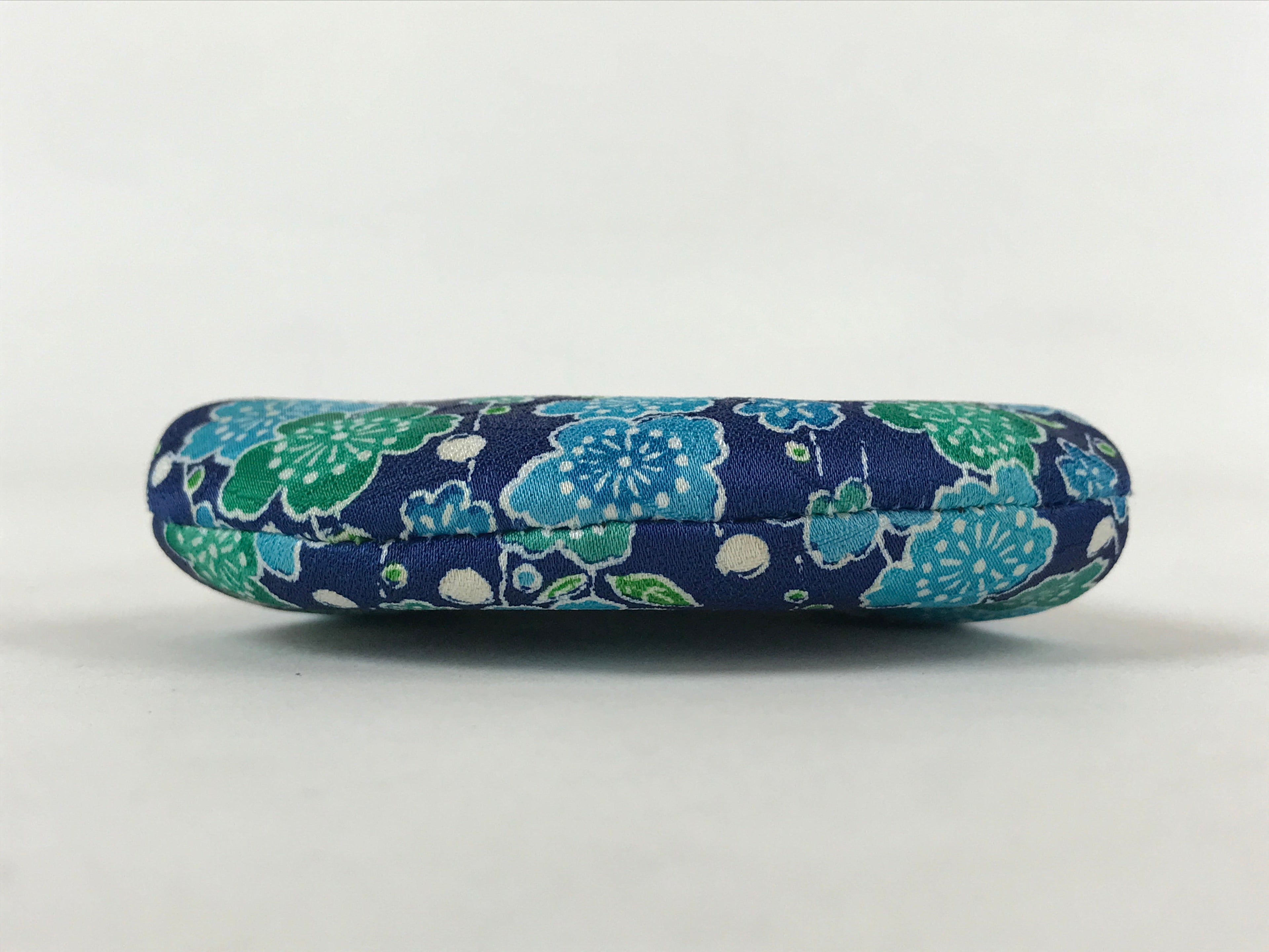 Japanese Silk Coin Purse Vtg Change Pouch Gamaguchi Clasp Blue Flowers KB72