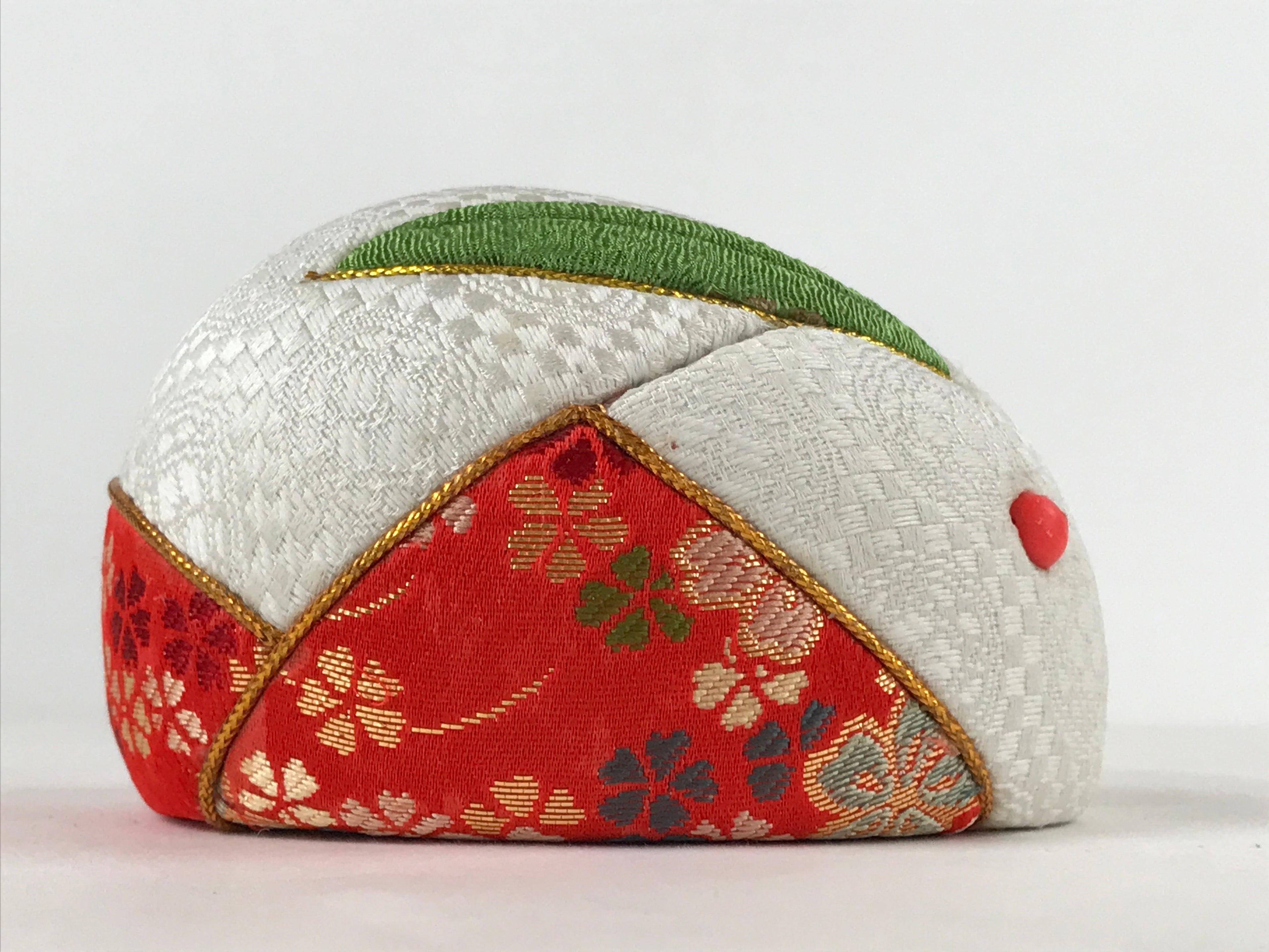 Japanese Silk Fabric Rabbit Usagi Doll Vtg Chirimen Zaiku Traditional Craft BD96
