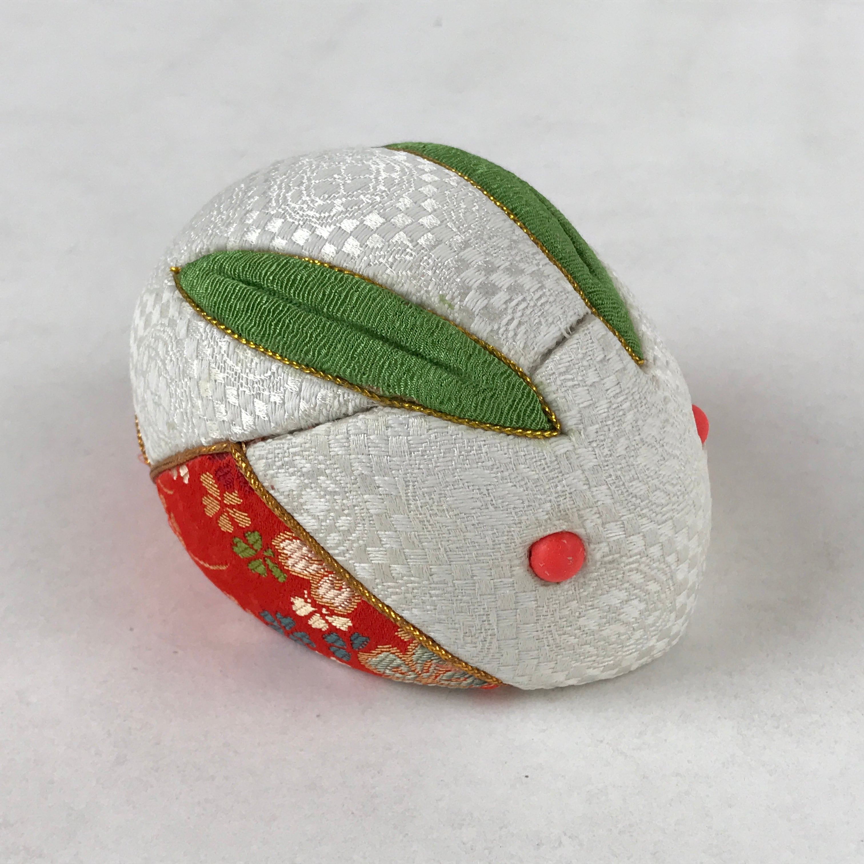 Japanese Silk Fabric Rabbit Usagi Doll Vtg Chirimen Zaiku Traditional Craft BD96