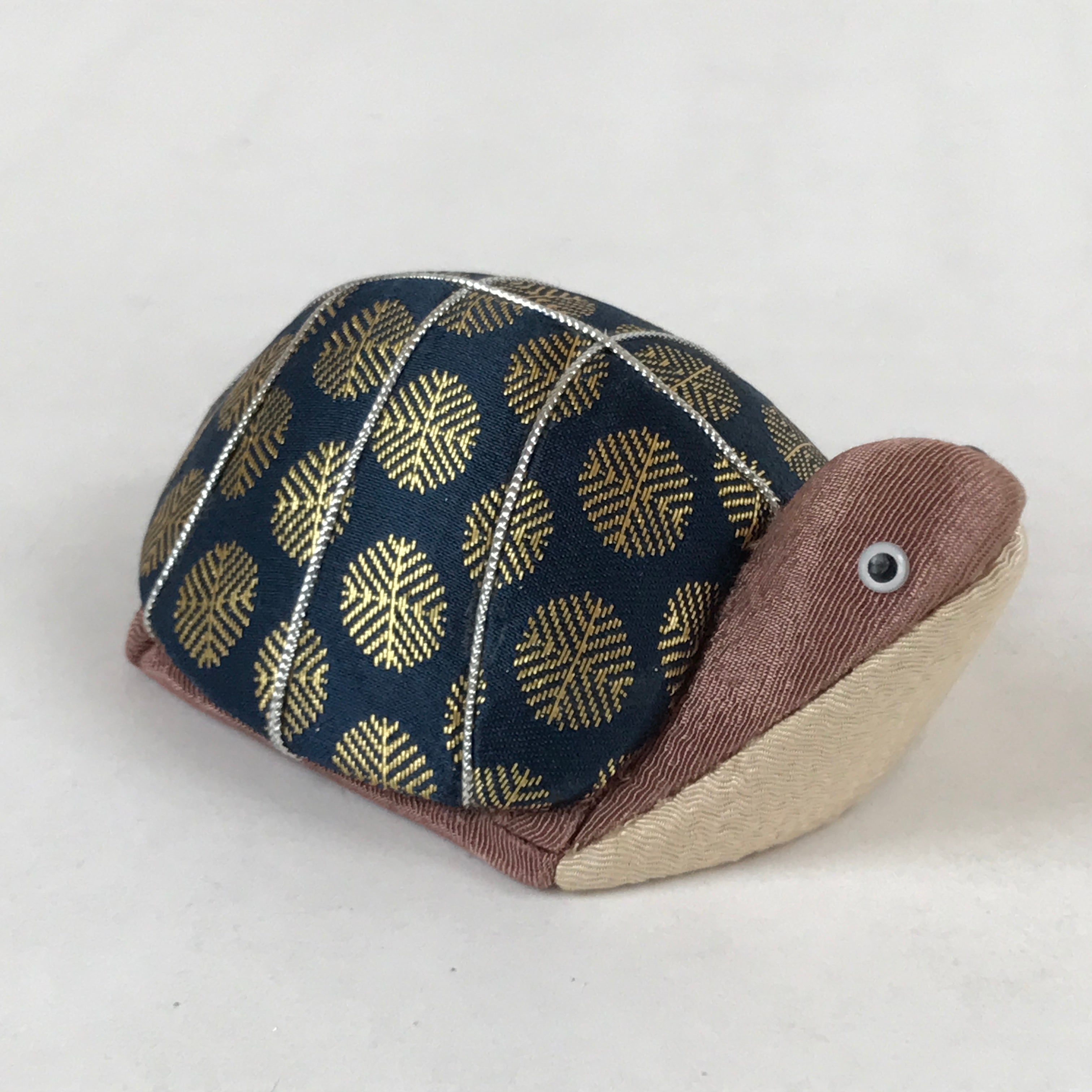 Japanese Silk Fabric Turtle Kame Doll Vtg Chirimen Zaiku Traditional Craft BD959