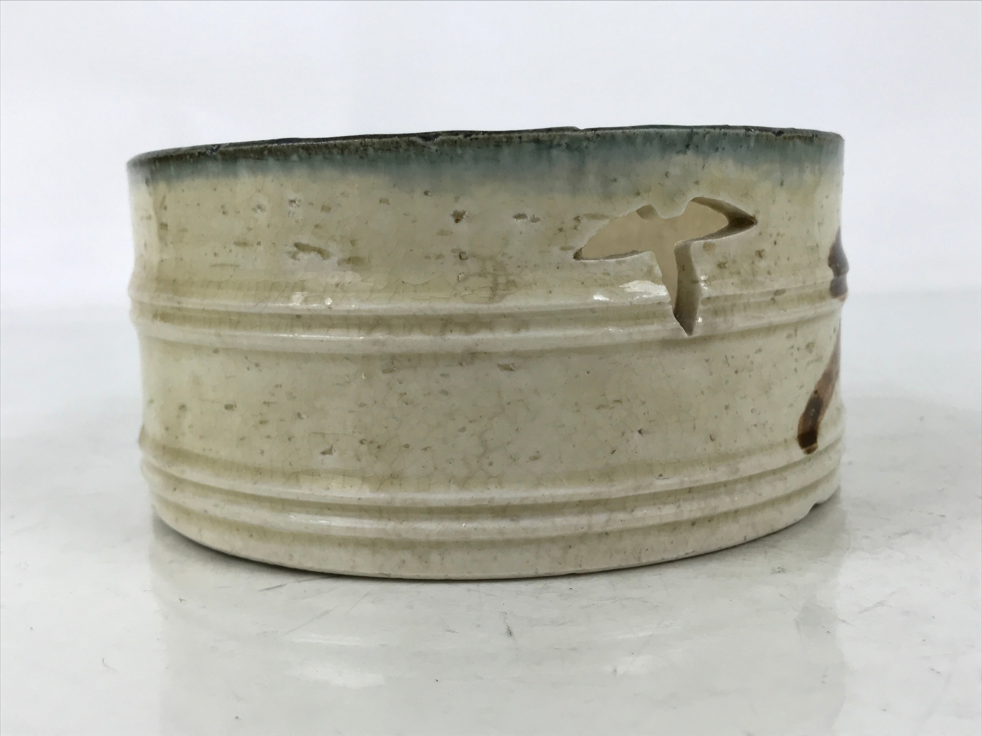 Japanese Small Ceramic Suiban Flower Vase Pottery Ikebana Arrangement Plum Y444