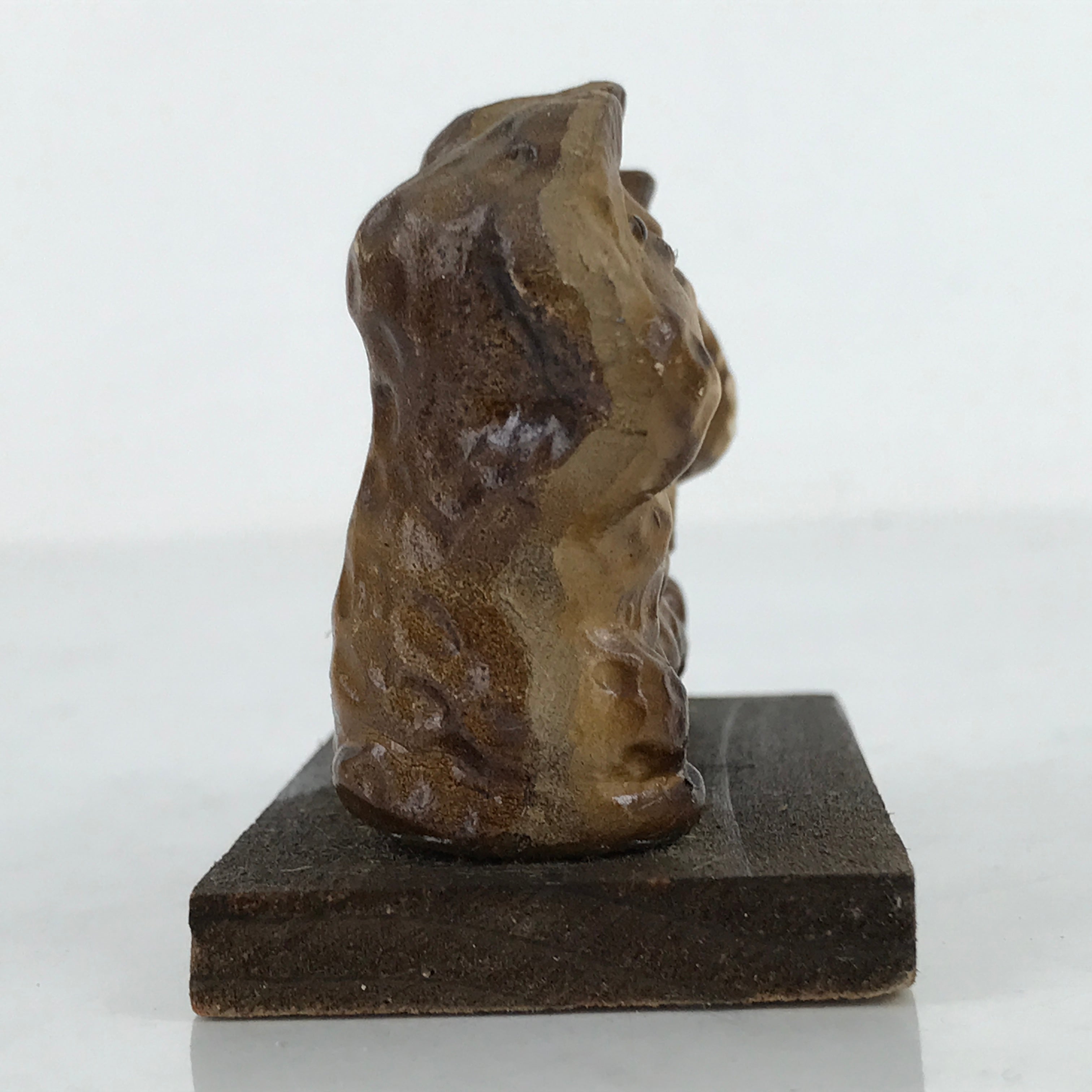Japanese Small Figurine Three Wise Monkeys Vtg Wood Stand Brown Red BD983