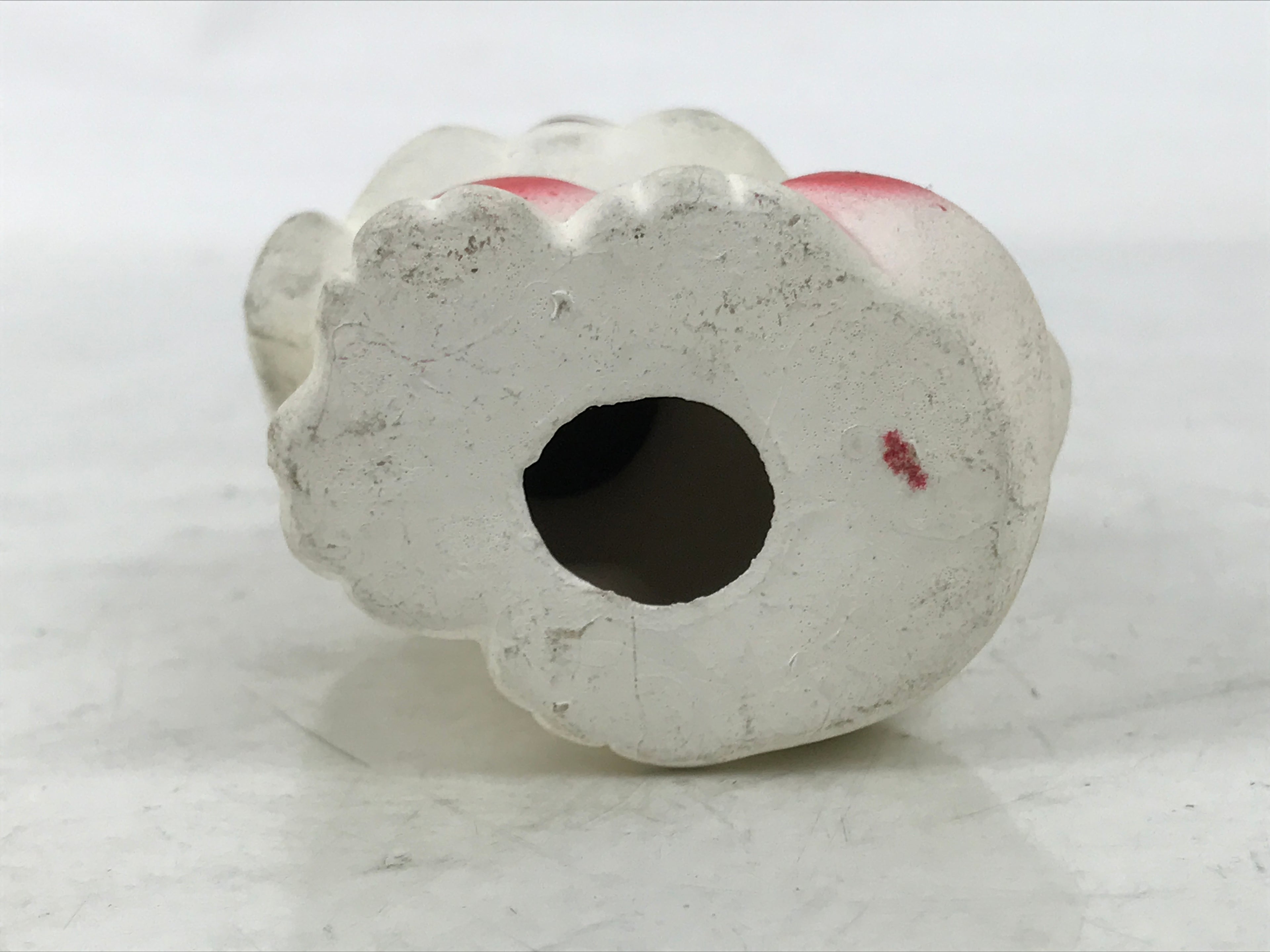 Japanese Smiling Dog Clay Figurine Vtg Ceramic Playful Inu White Red Blue ST65