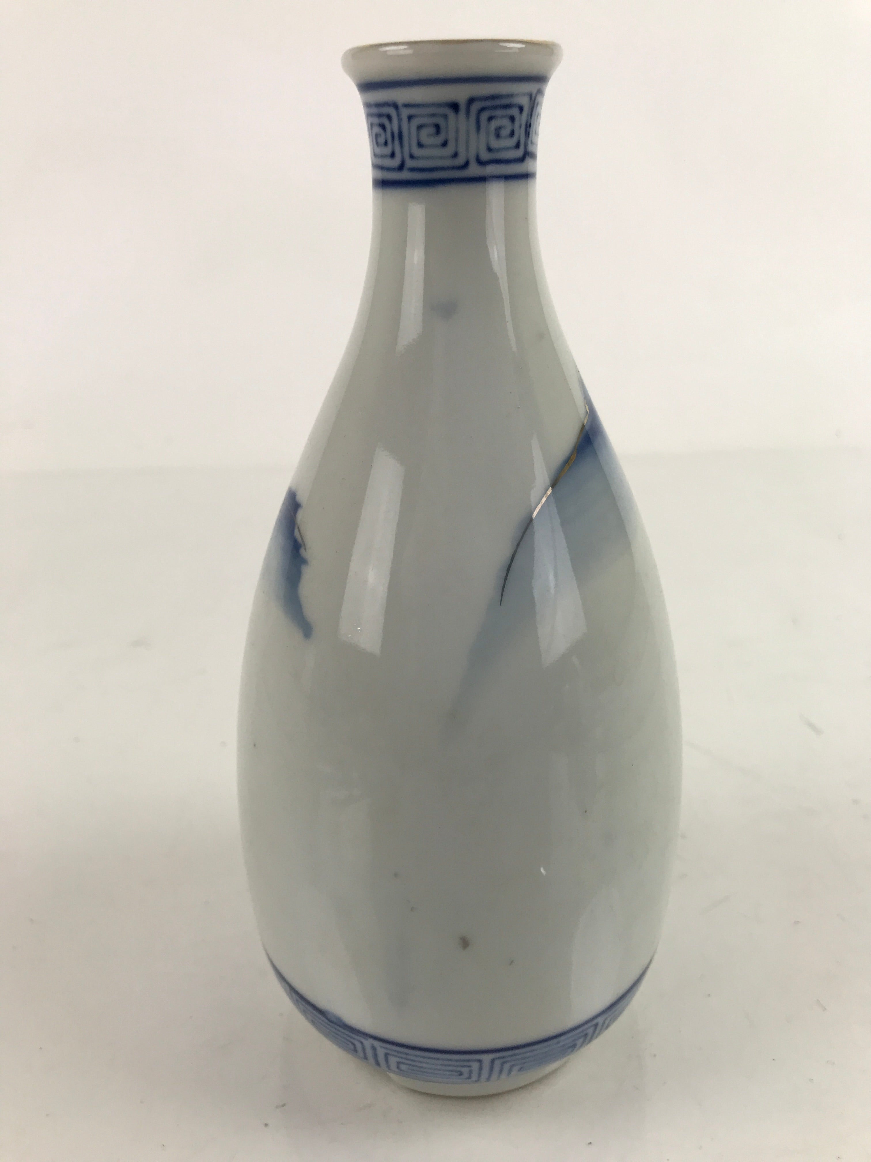 Japanese Sometsuke Porcelain Sake Bottle Tokkuri White Blue Gold Mountain TS737