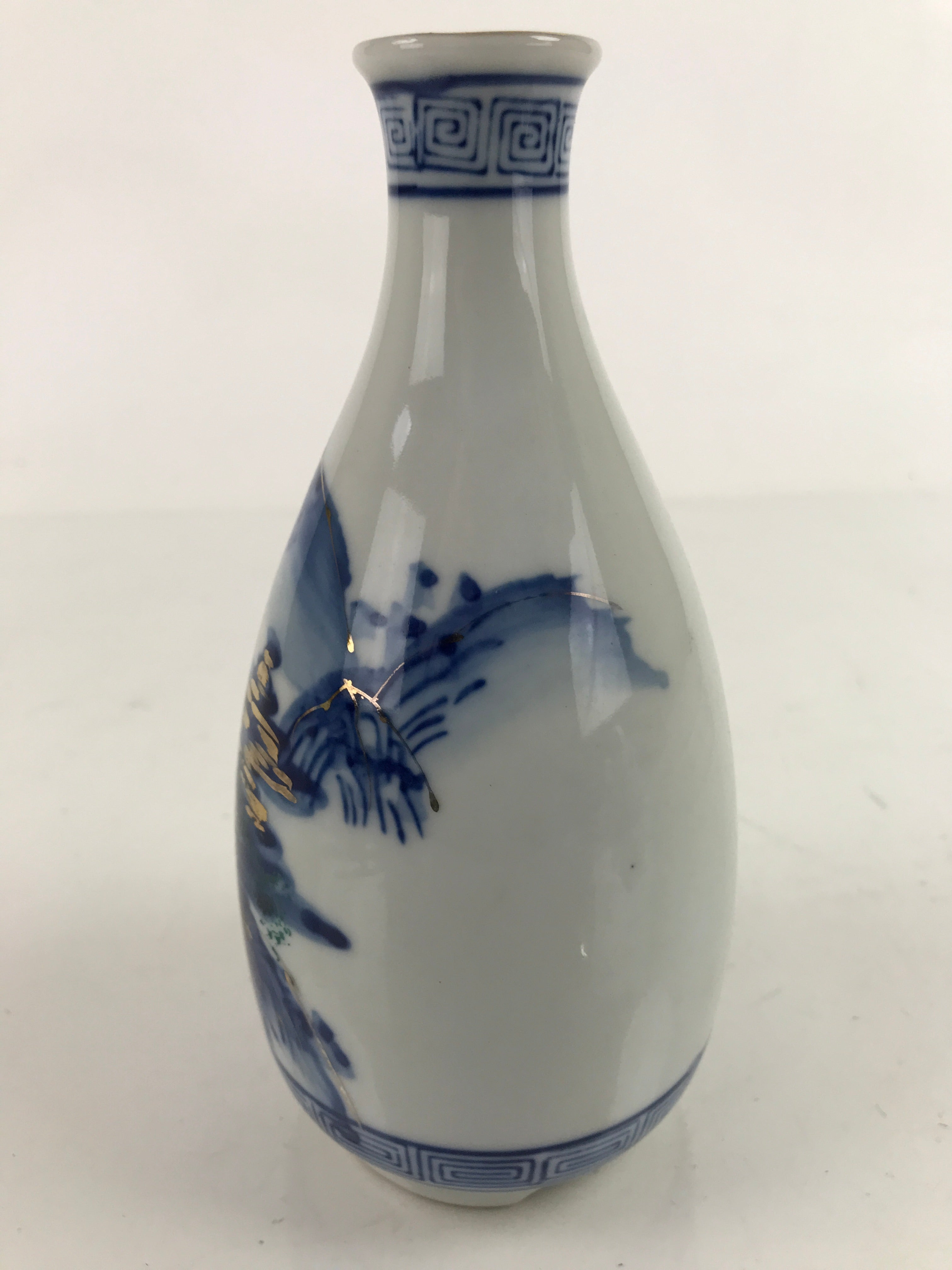 Japanese Sometsuke Porcelain Sake Bottle Tokkuri White Blue Gold Mountain TS737