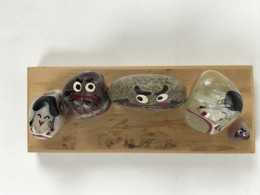 Japanese Stone Kokeshi Doll Vtg Figurine Daruma Happy Kimono Gray White KF799
