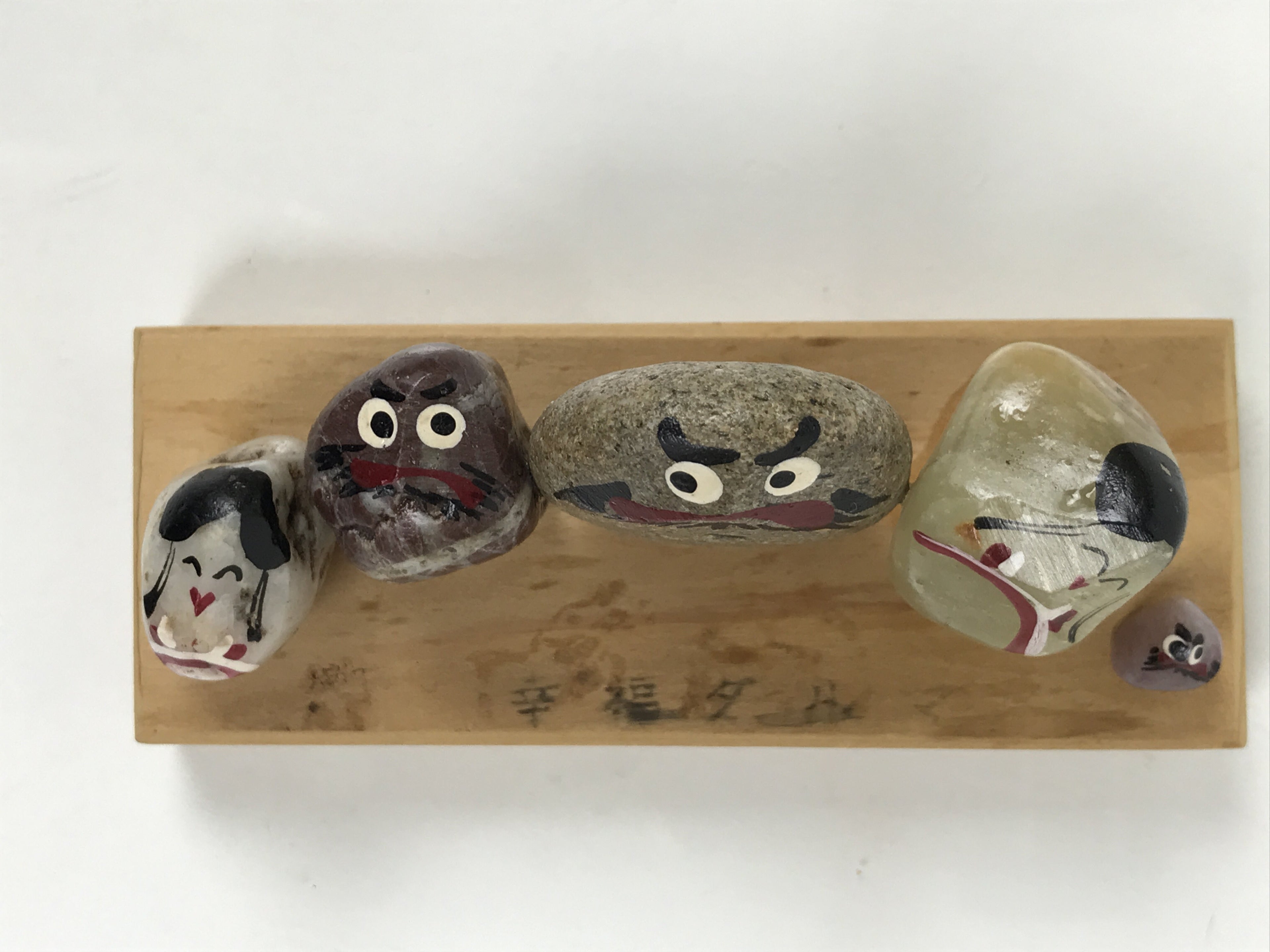 Japanese Stone Kokeshi Doll Vtg Figurine Daruma Happy Kimono Gray White KF799