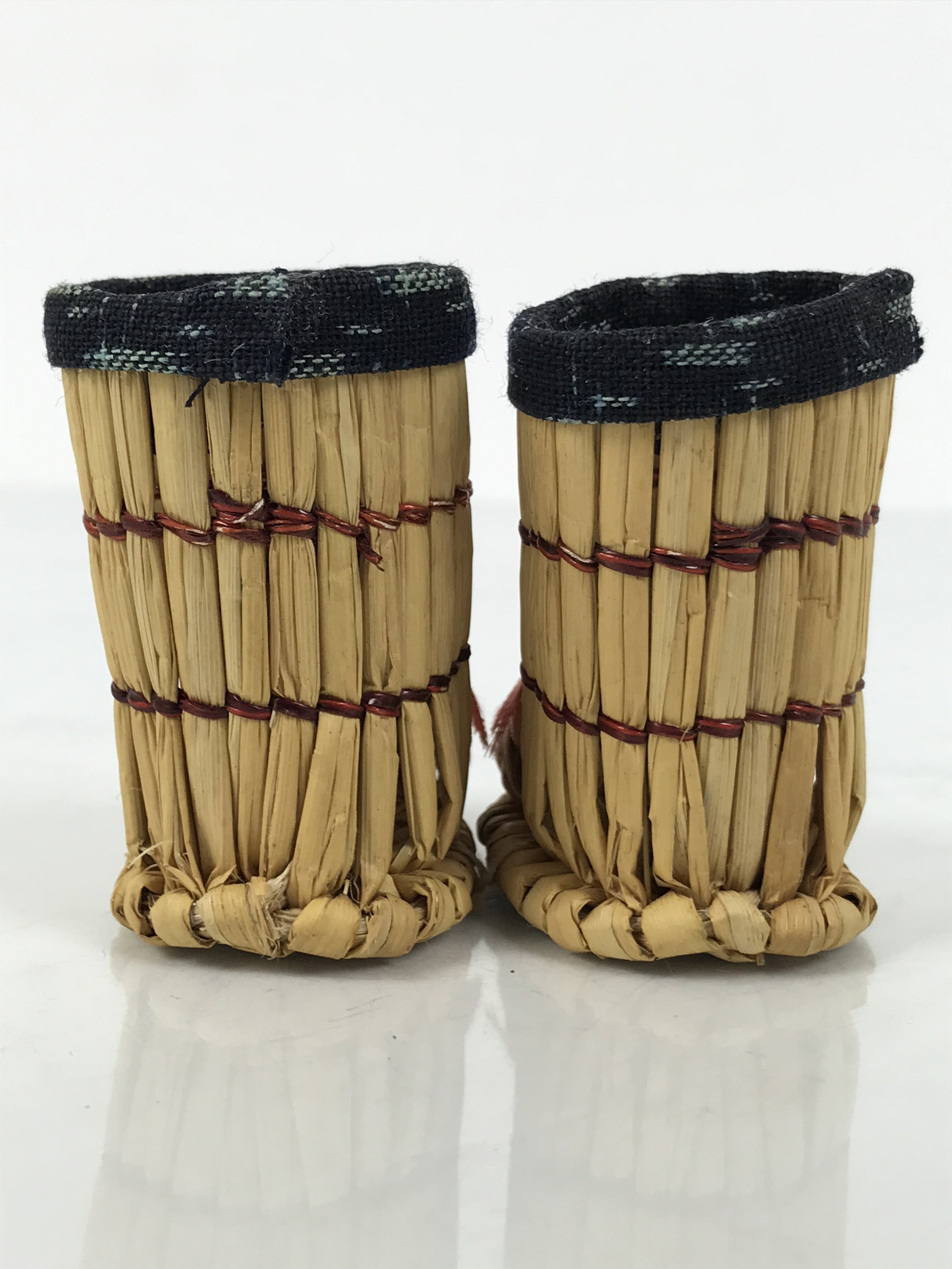 Japanese Straw Kokeshi Doll Vtg Figurine Snow Boots Handmade Ribbon Brown KF797