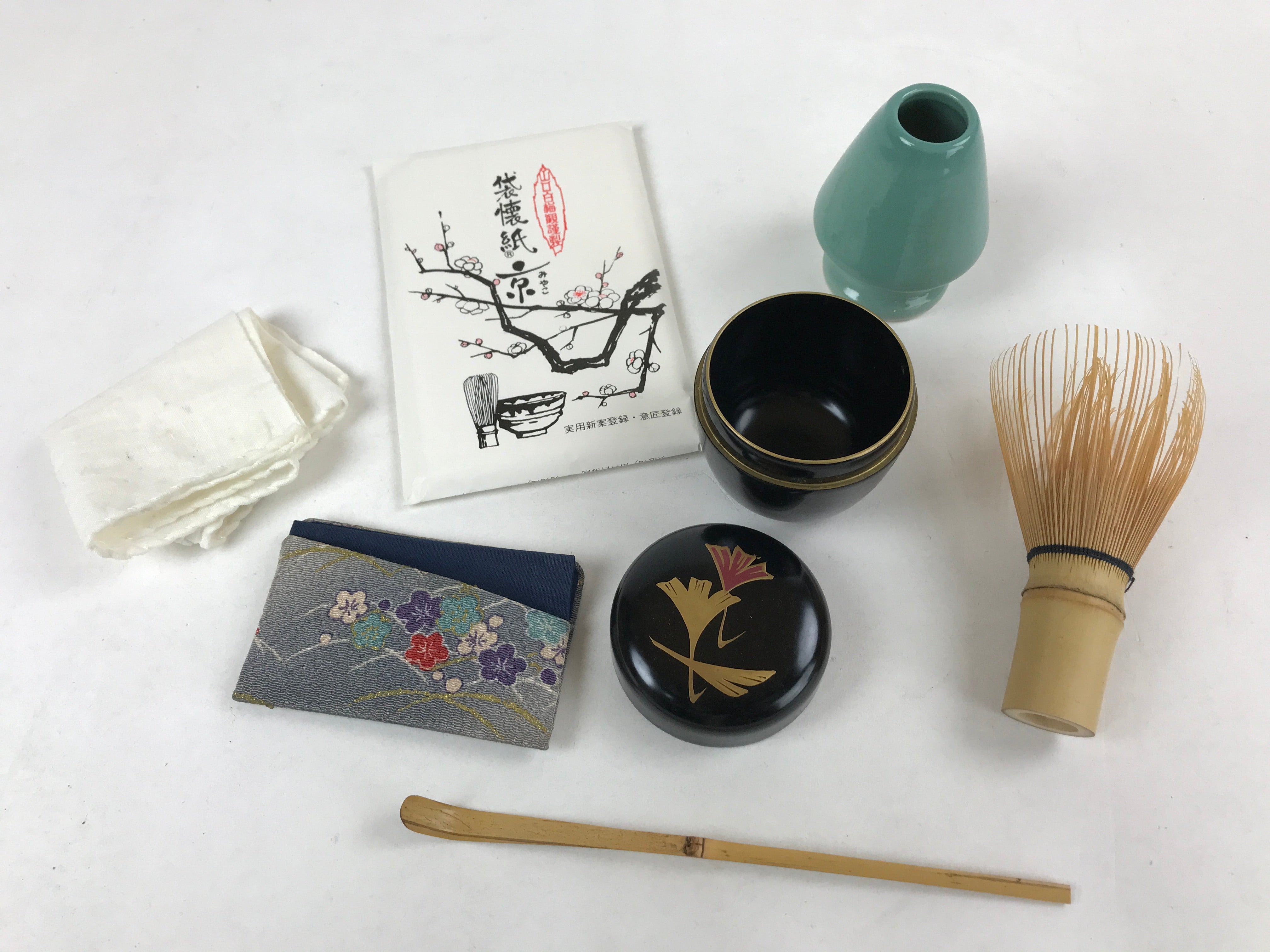 Complete Matcha Sets for the Japanese Tea Ceremony