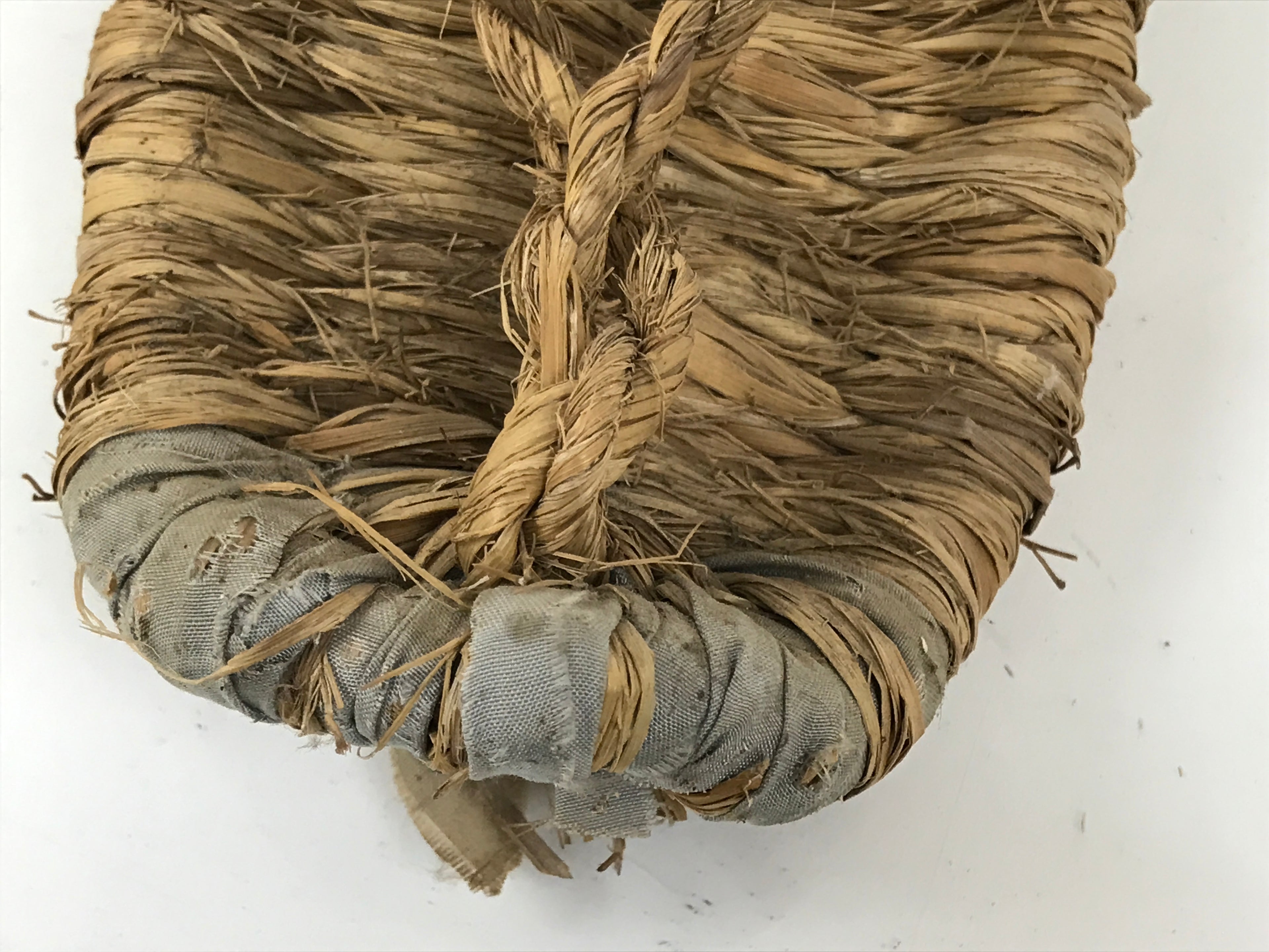 Japanese Traditional Footwear Waraji Rice Straw Sandals Vtg Woven Warazori JK871