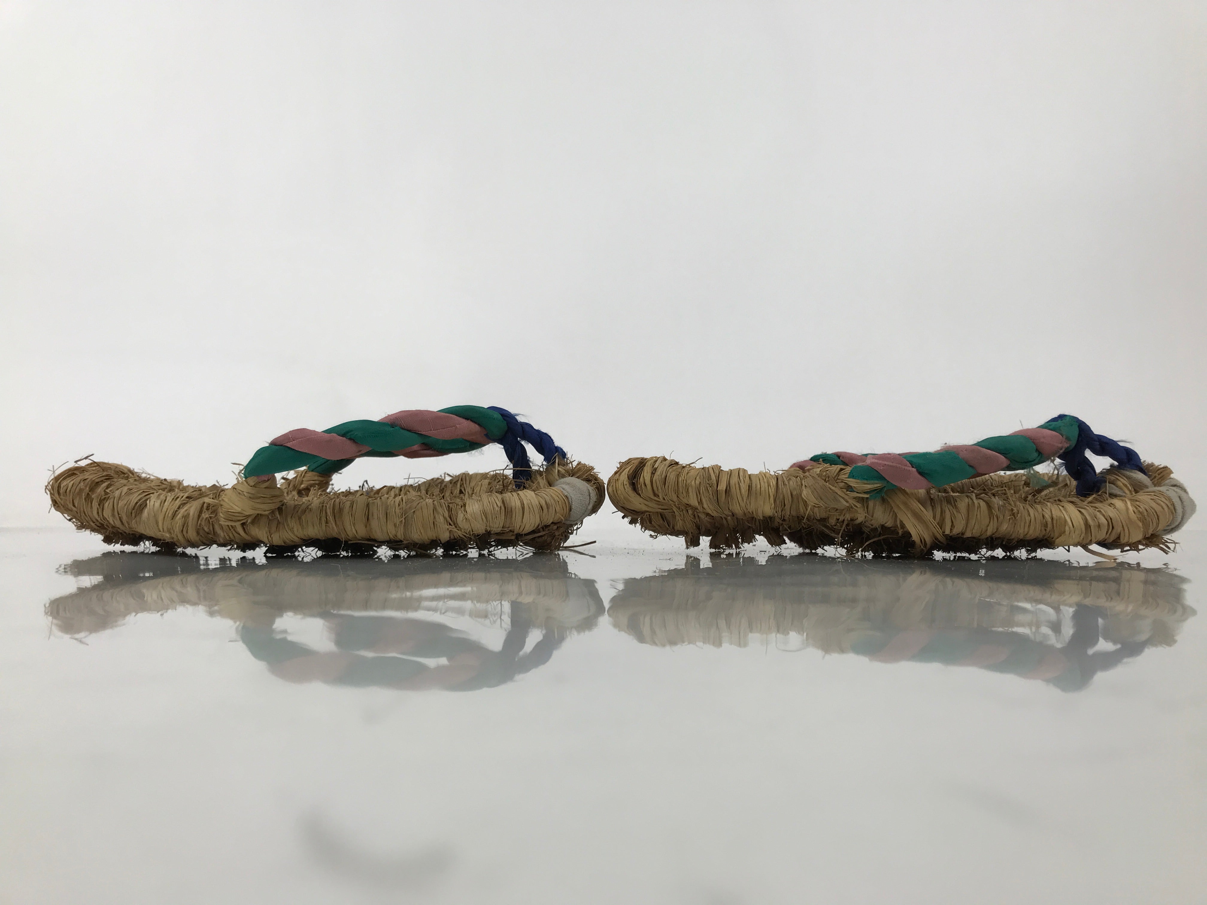 Japanese Traditional Footwear Warazori Rice Straw Sandals Vtg Woven Waraji JK869