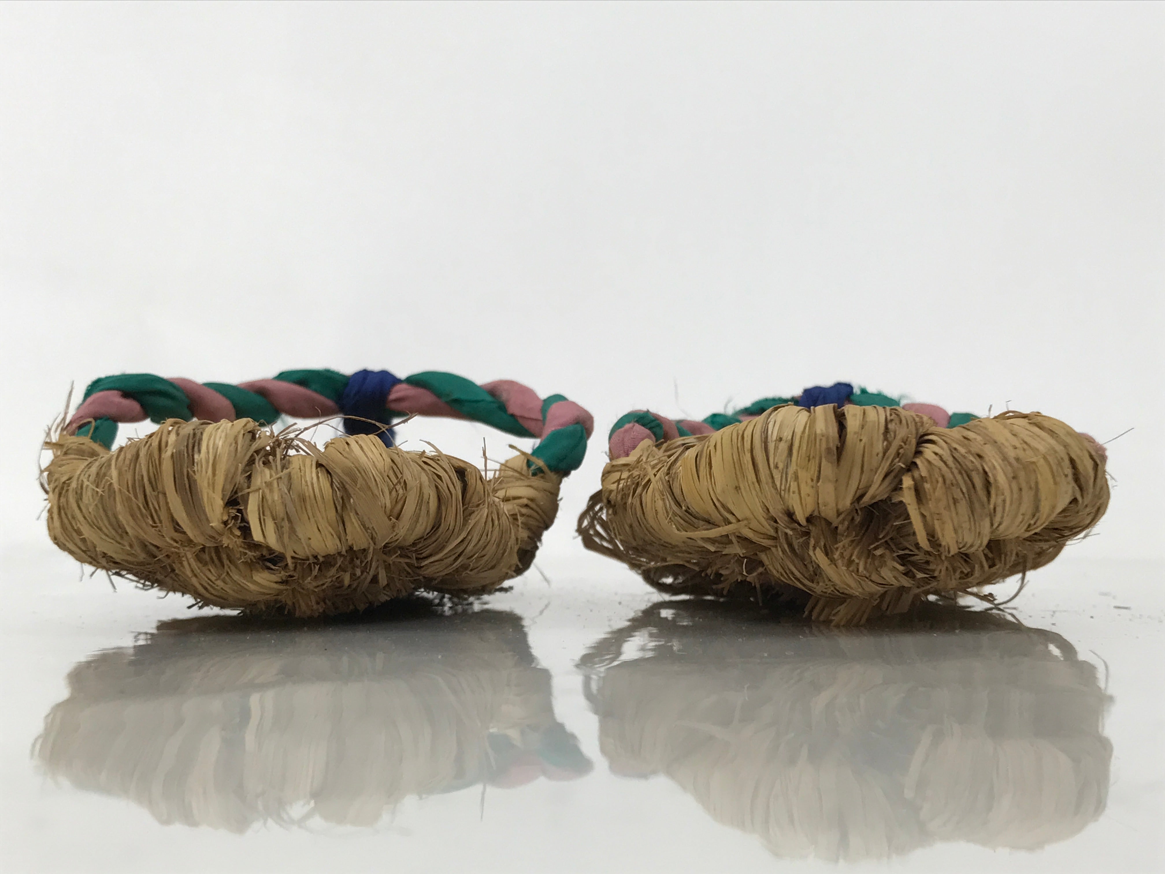 Japanese Traditional Footwear Warazori Rice Straw Sandals Vtg Woven Waraji JK869