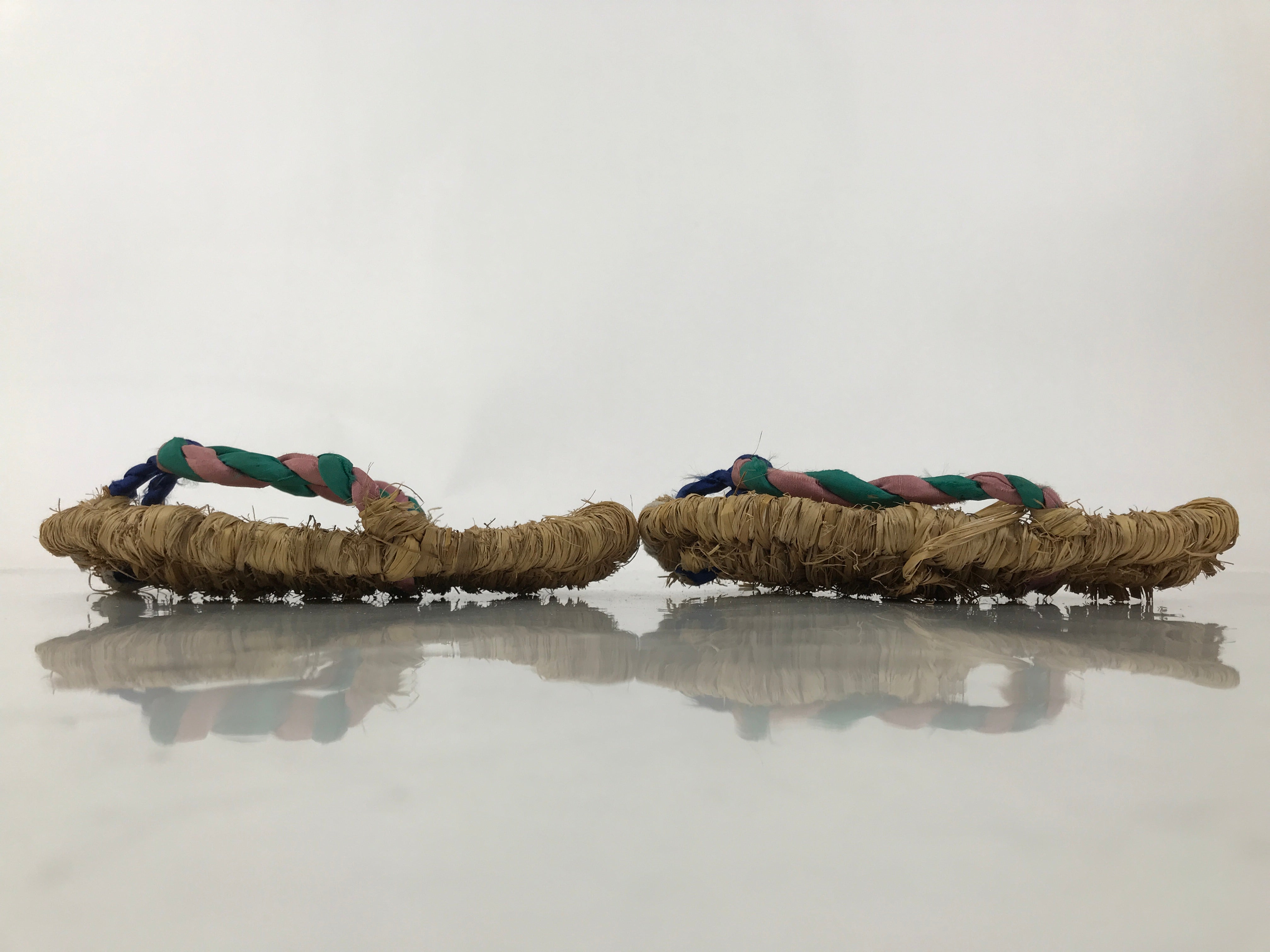 Japanese Traditional Footwear Warazori Rice Straw Sandals Vtg Woven Waraji JK869