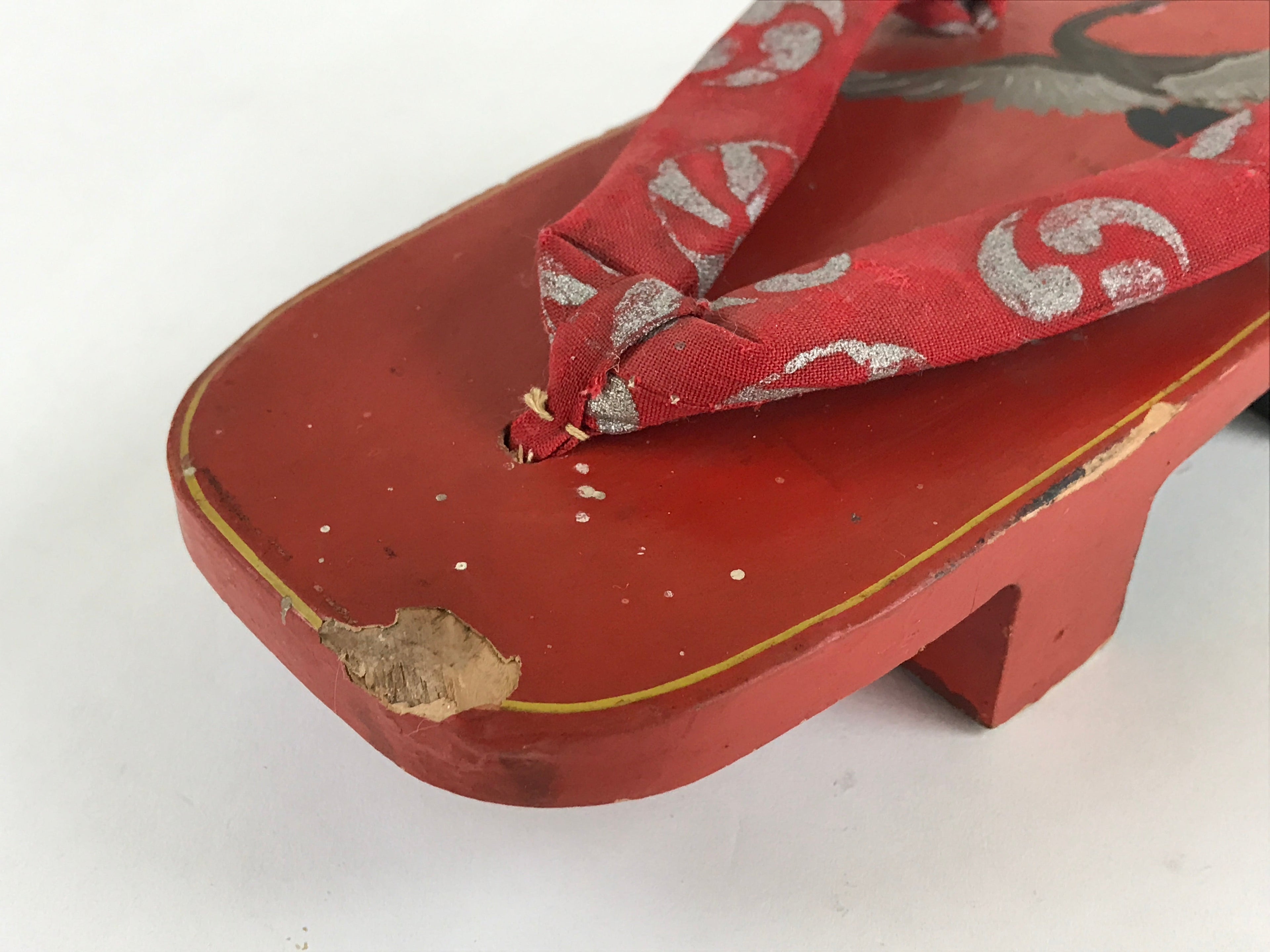 Japanese Traditonal Sandals Geta Wooden Lacquered Clogs Red Silver Crane JK503