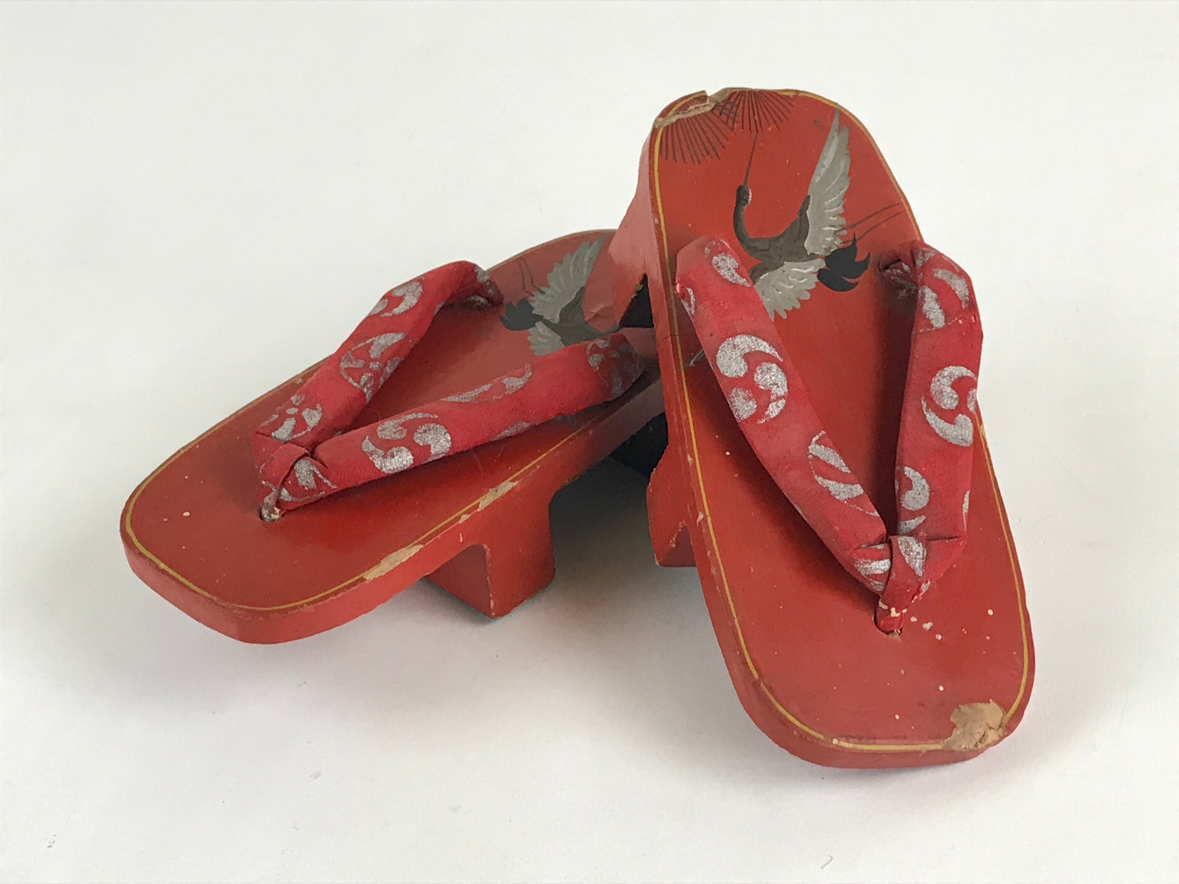 Japanese Traditonal Sandals Geta Wooden Lacquered Clogs Red Silver Crane JK503