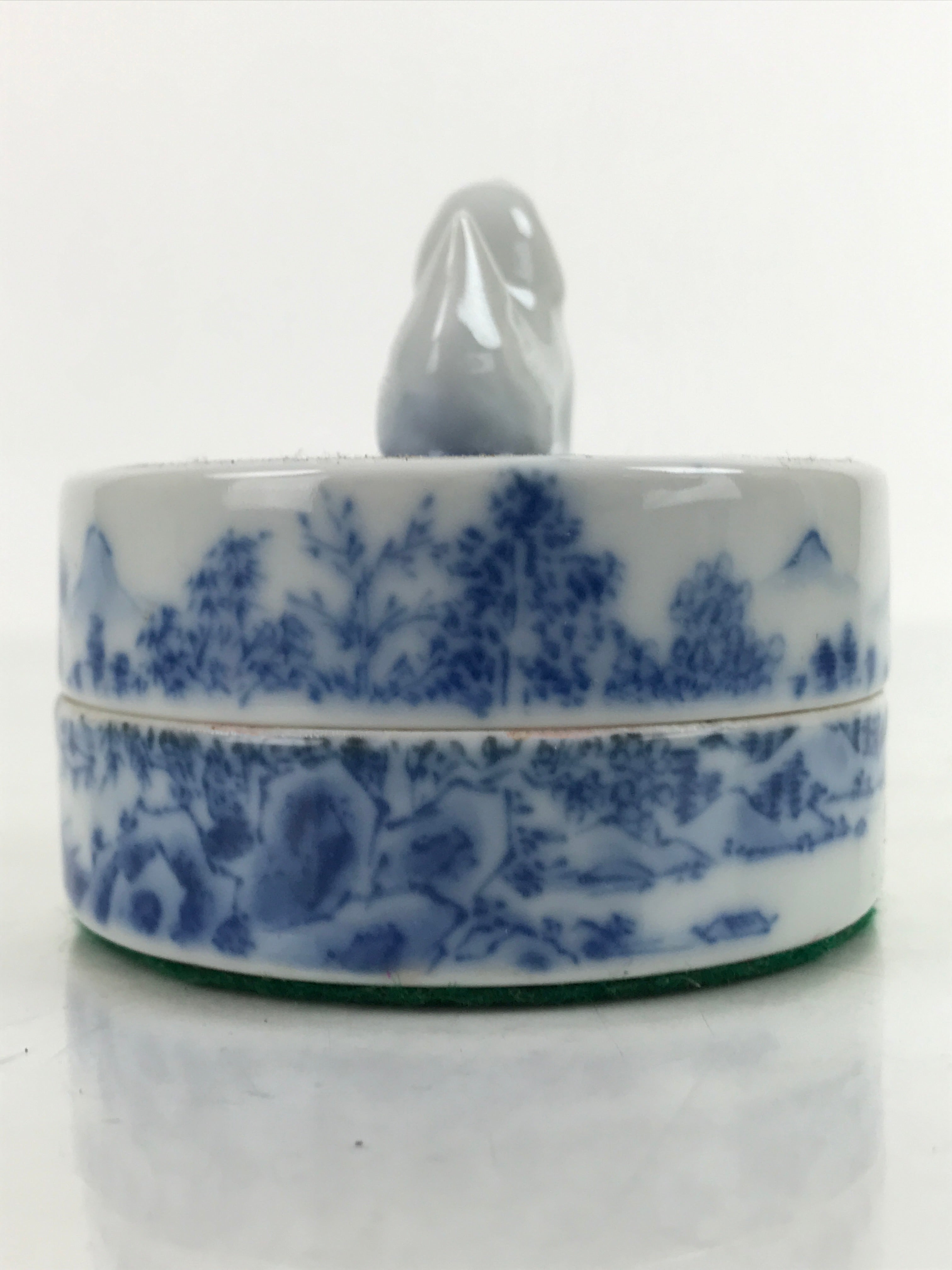 Japanese Vermilion Ink Pad Case Red Seal Shuniku Arita Porcelain Container SZ63