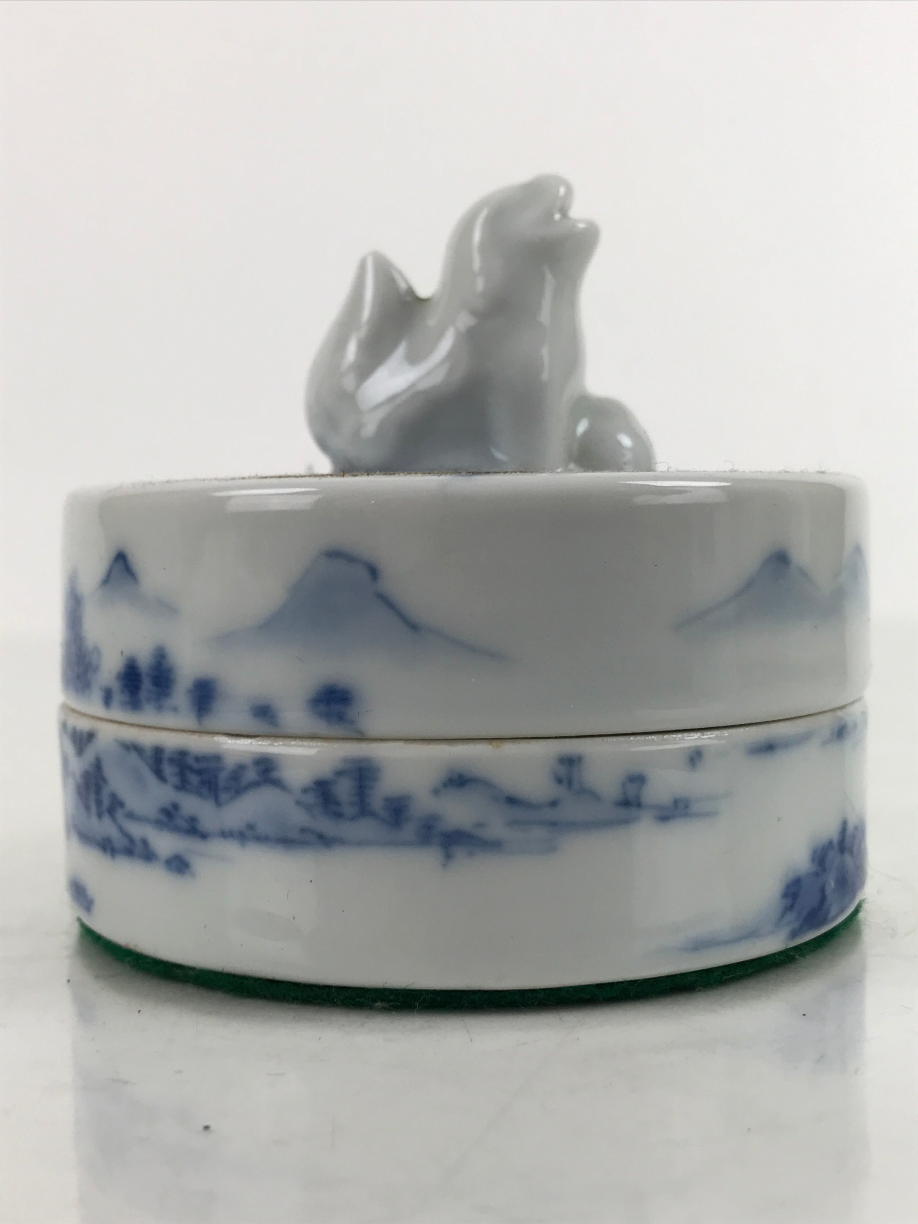 Japanese Vermilion Ink Pad Case Red Seal Shuniku Arita Porcelain Container SZ63