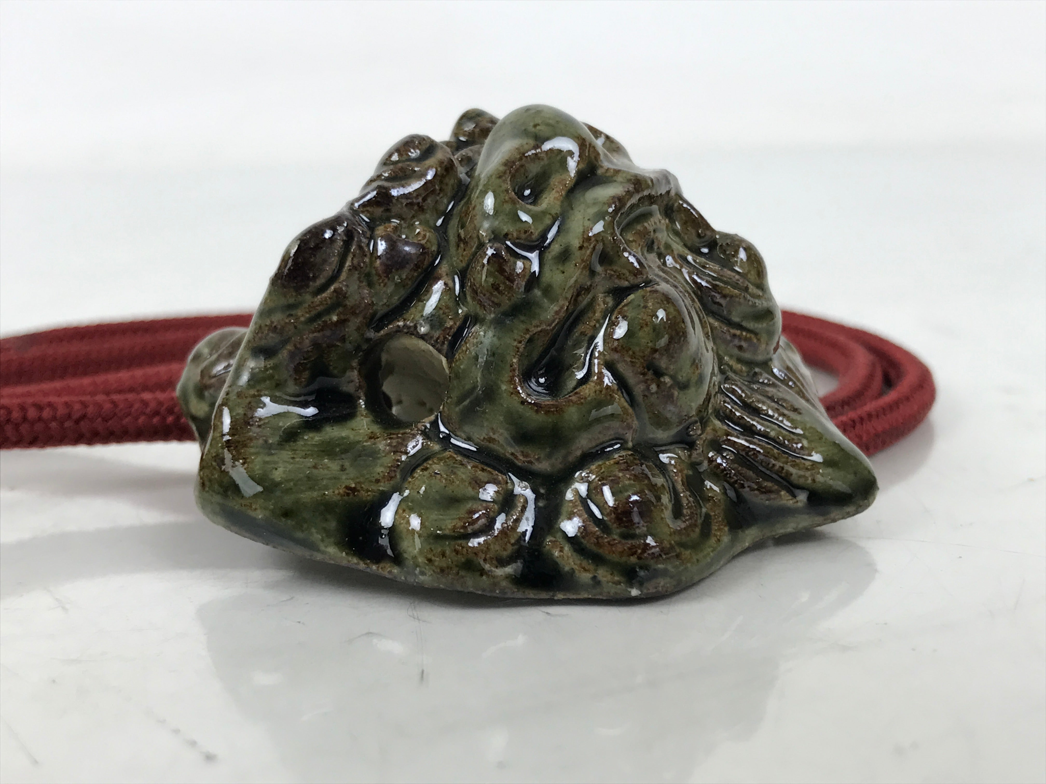 Japanese Western Bolo Loop Tie Vtg Ceramic Shishi Lion Slide Metal Tip Red JK889