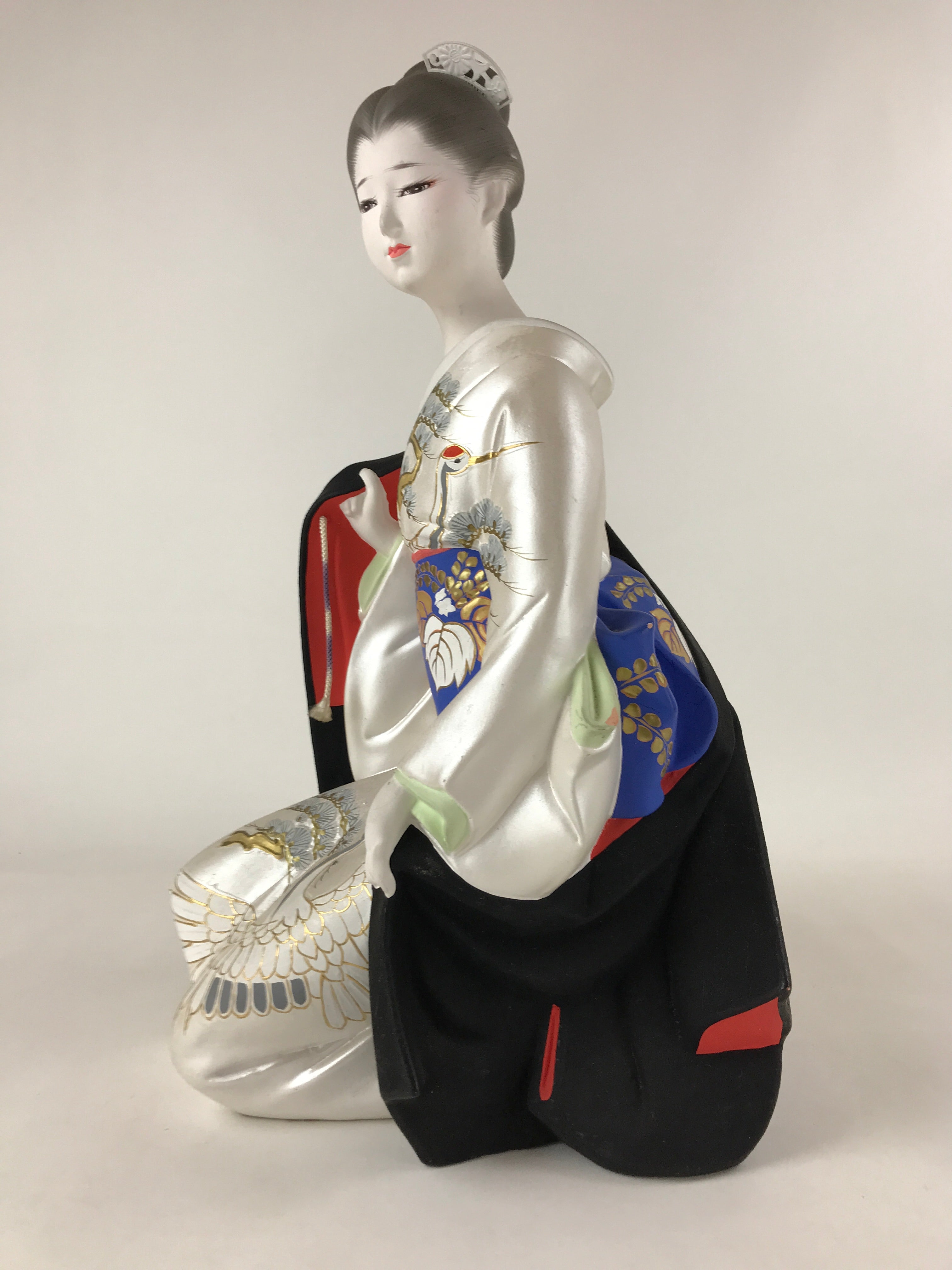Japanese Woman Wearing Kimono Clay Statue Doll White Blue Hakata Ningyo BD949