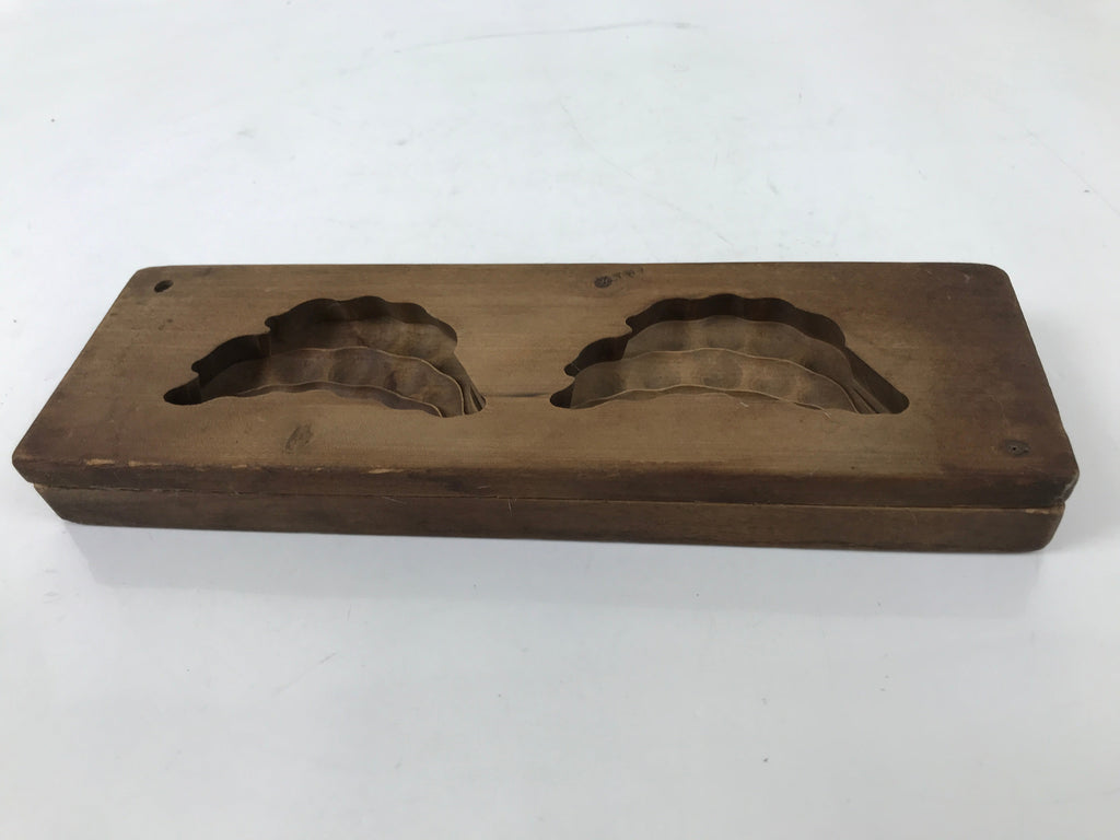 Japanese Wood Carved Kashigata Cake Mold Vtg Sweet Wagashi Beans Mame Kg553