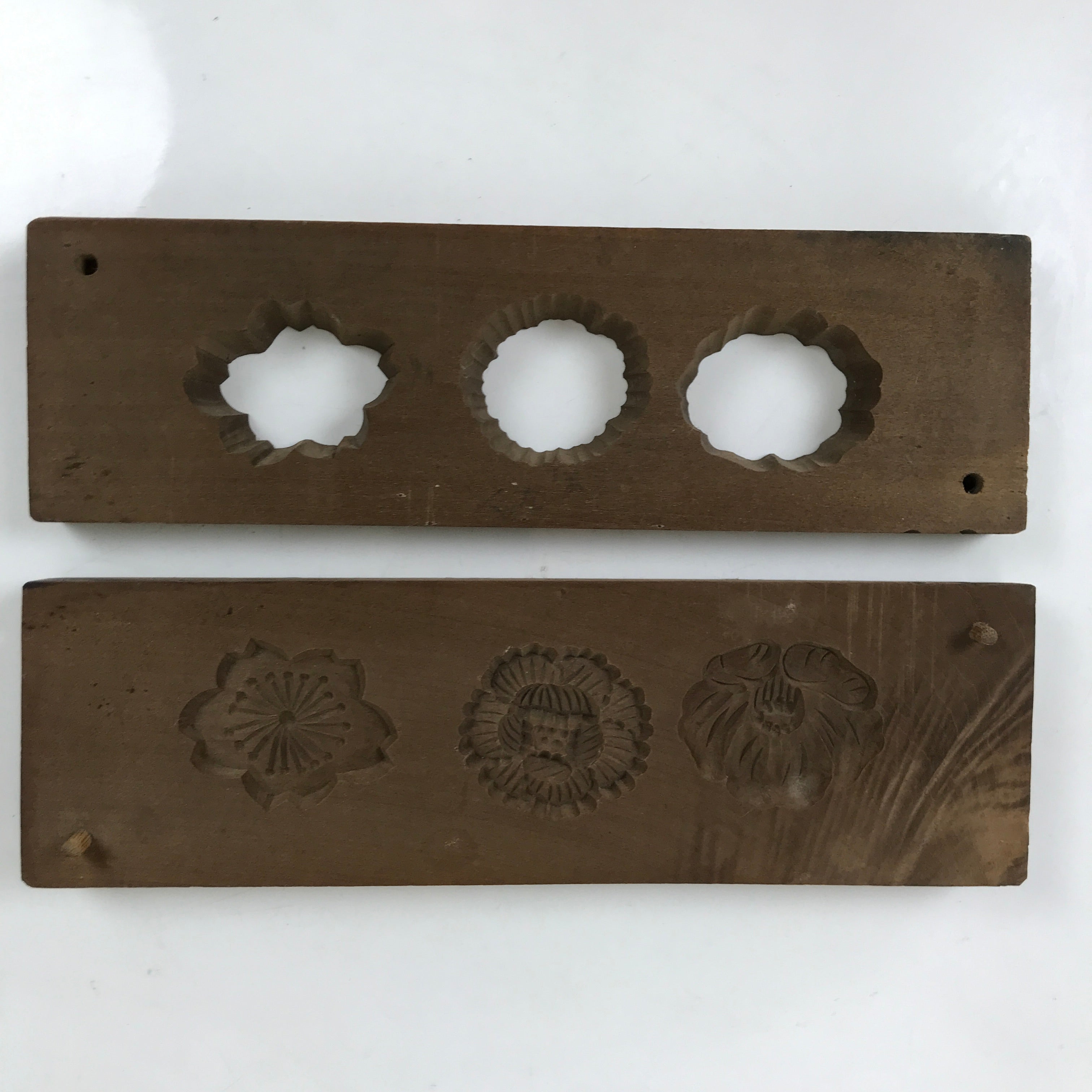 Japanese Wood Carved Kashigata Cake Mold Vtg Sweet Wagashi Flowers Kg555