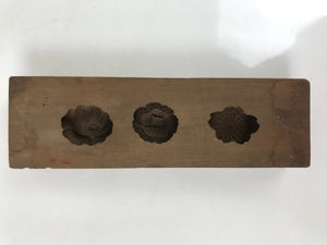 Japanese Wood Carved Kashigata Cake Mold Vtg Sweet Wagashi Flowers Kg555