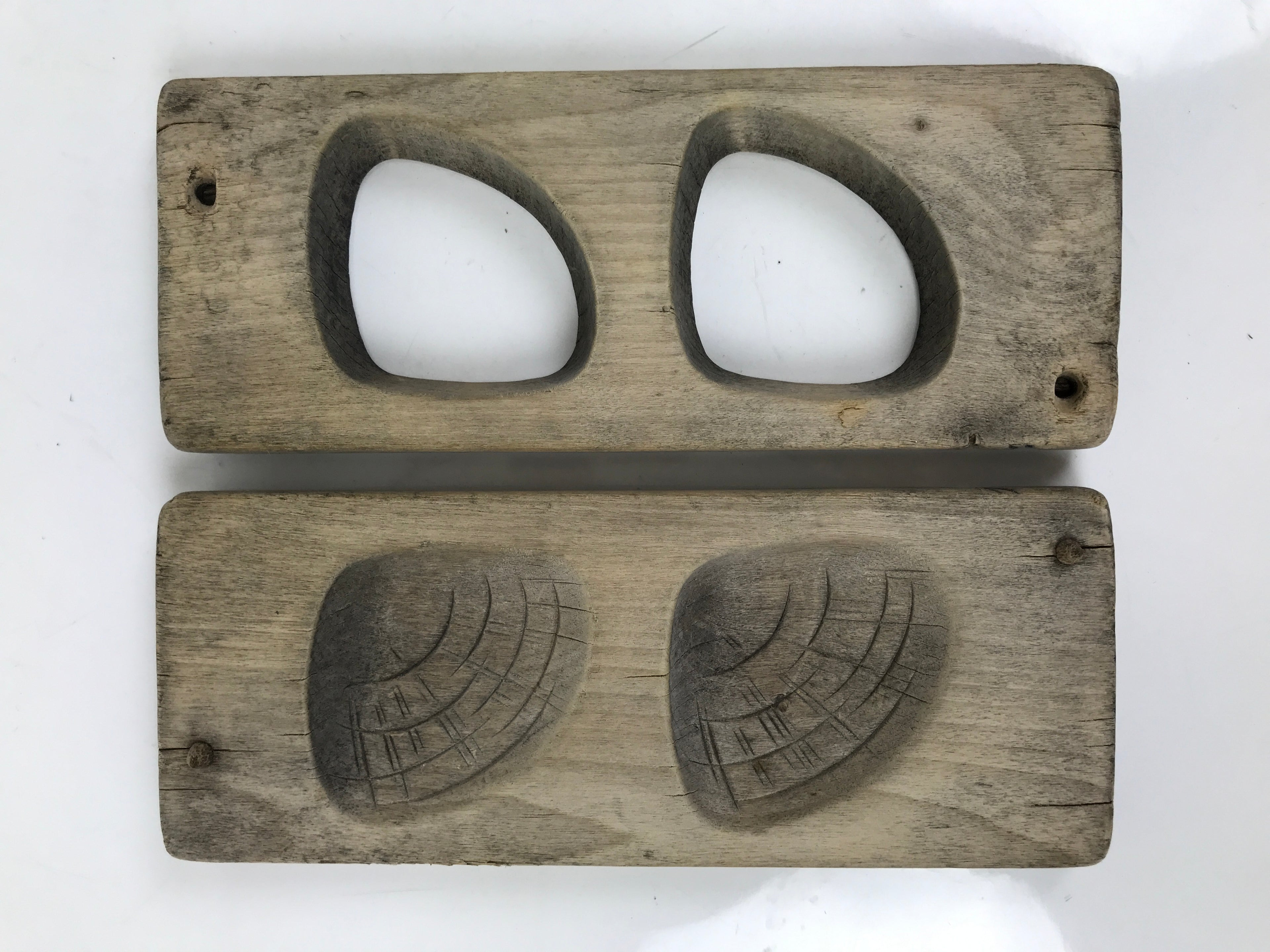 Japanese Wood Carved Kashigata Cake Mold Vtg Sweet Wagashi Hamuguri Clams Kg615