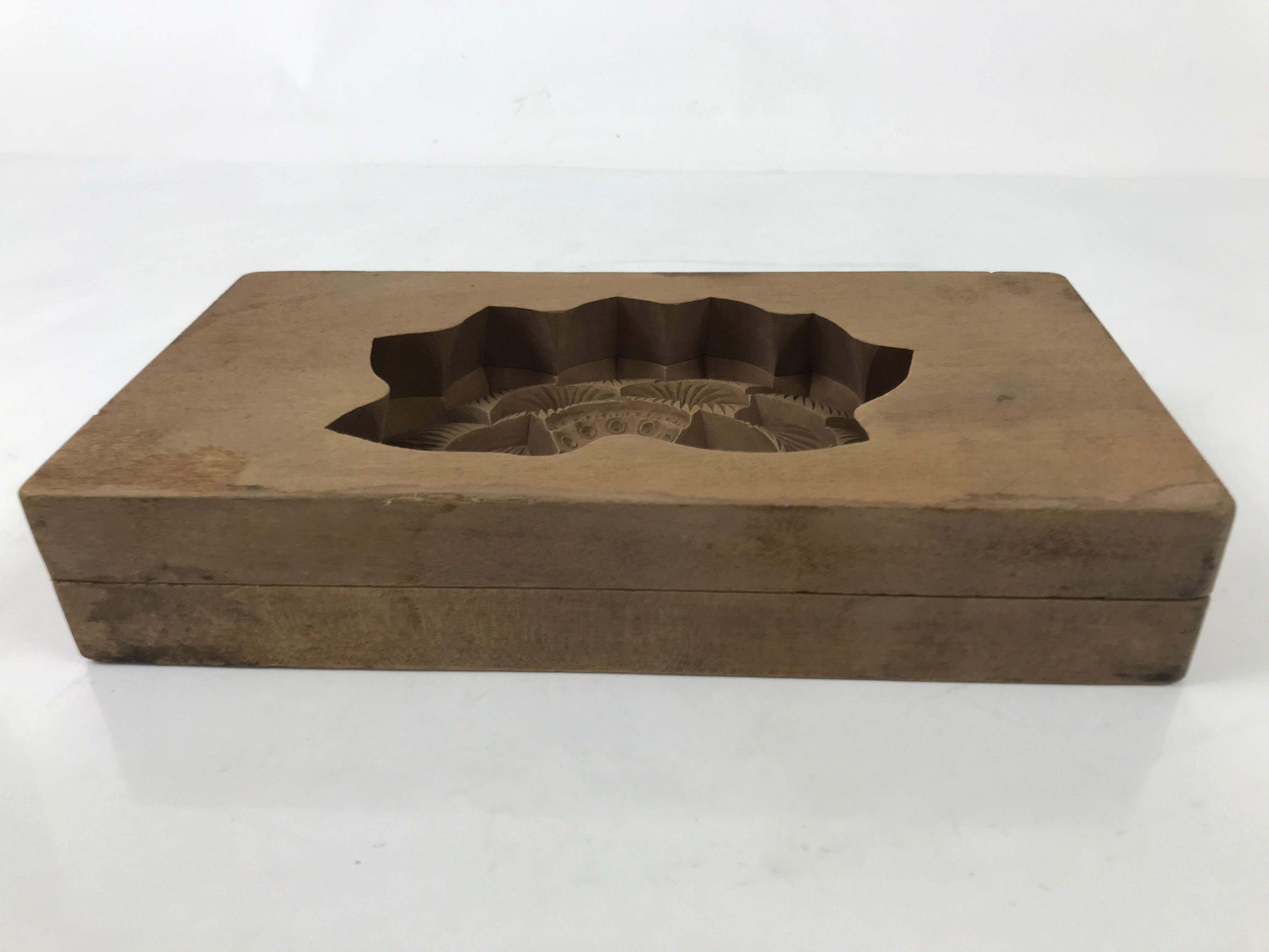 Japanese Wood Carved Kashigata Cake Mold Vtg Sweet Wagashi Lotus Hasu Kg543