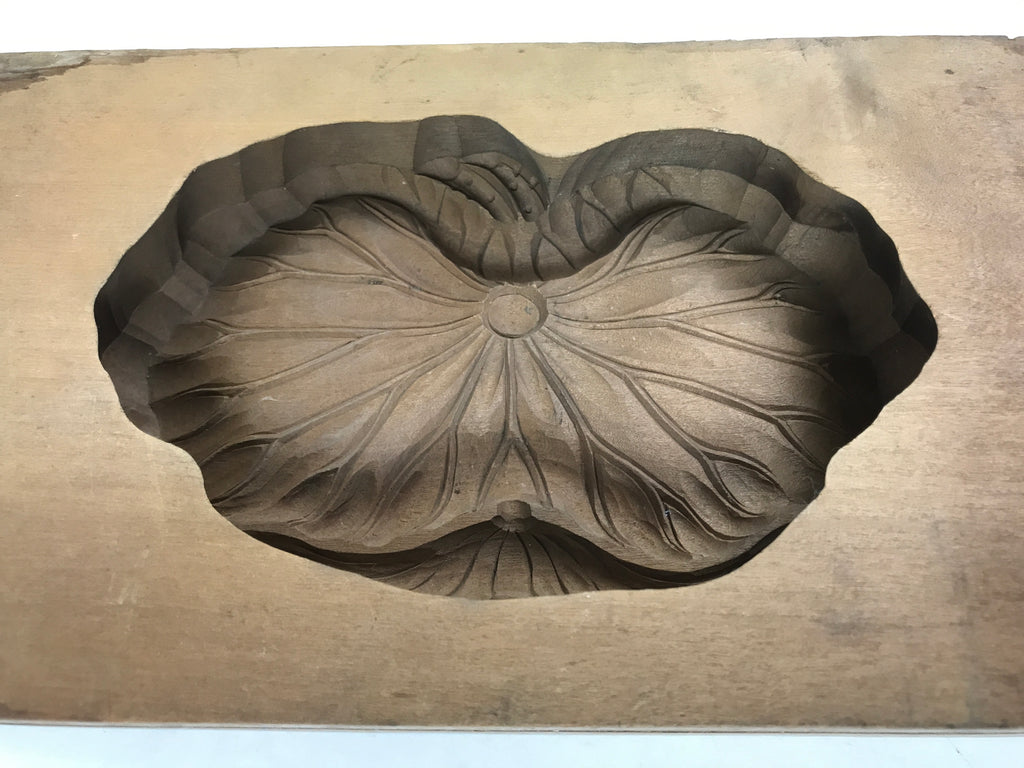 Japanese Wood Carved Kashigata Cake Mold Vtg Sweet Wagashi Lotus Leaf Kg576