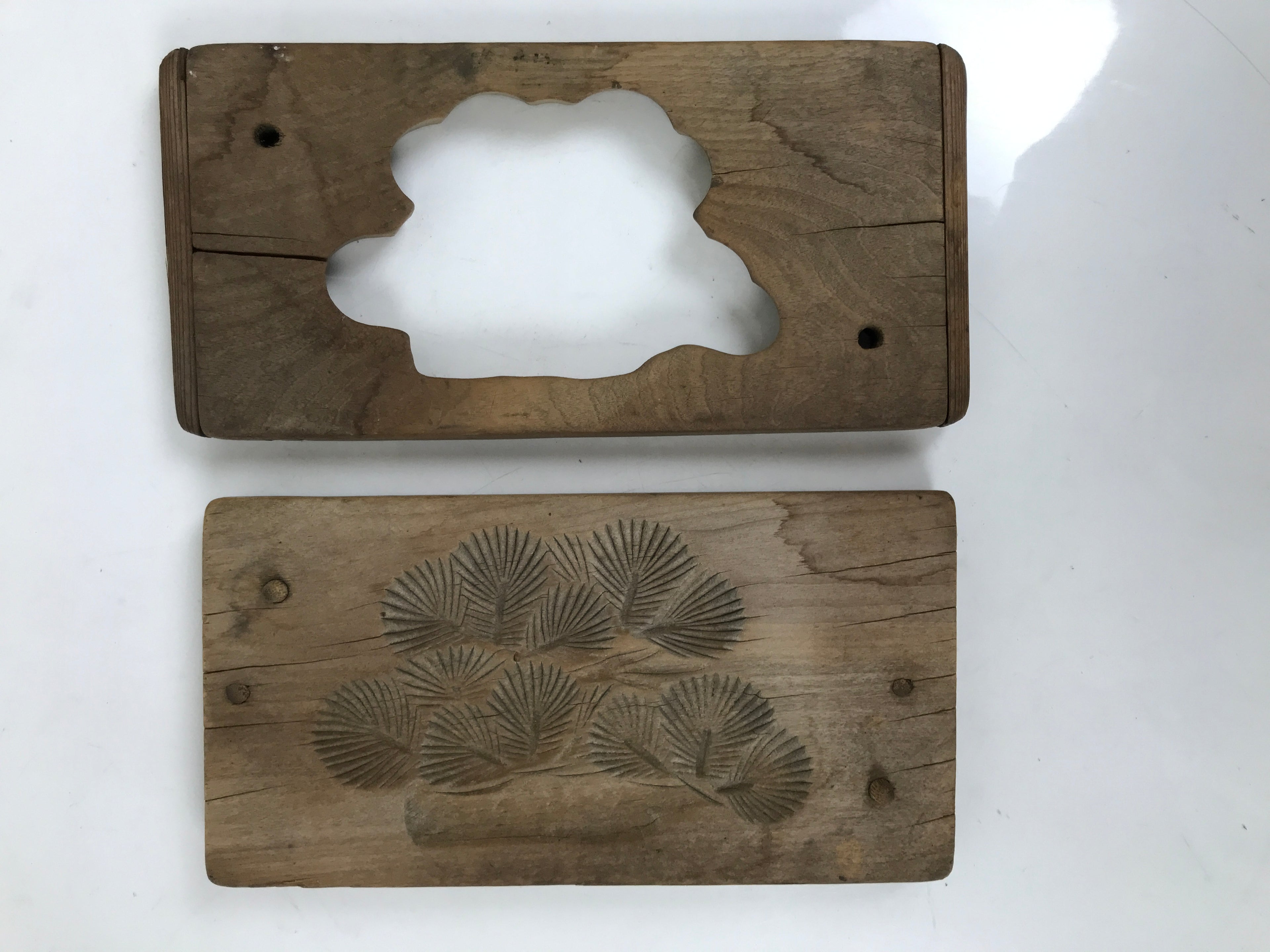 Japanese Wood Carved Kashigata Cake Mold Vtg Sweet Wagashi Pine Matsu Kg578