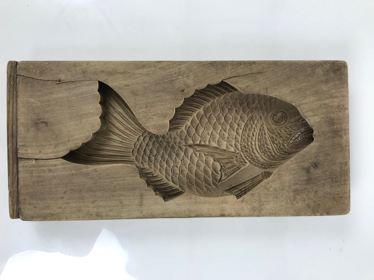 Japanese Wood Carved Kashigata Cake Mold Vtg Sweet Wagashi Tai Madai Fish Kg813