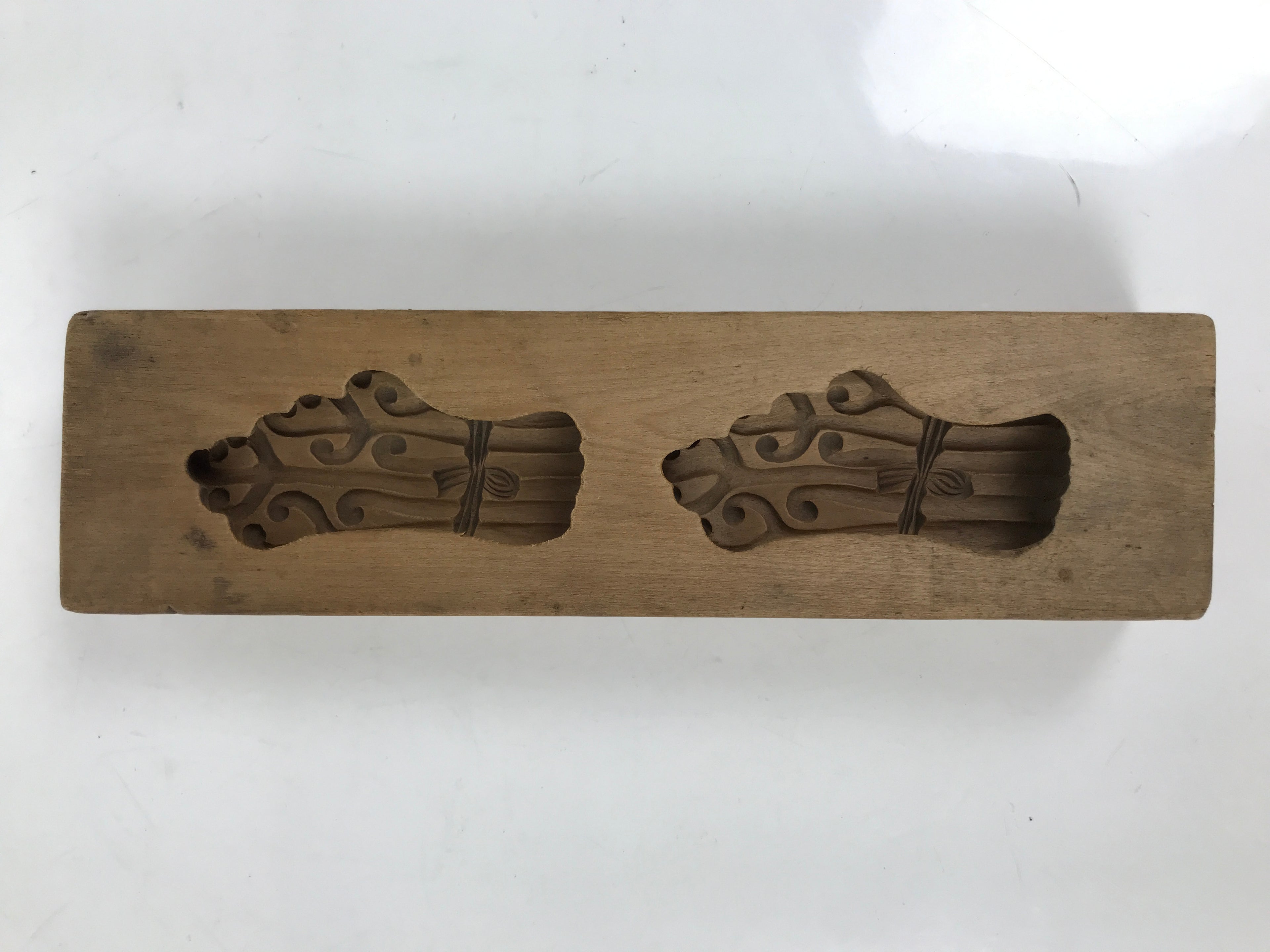 Japanese Wood Carved Kashigata Cake Mold Vtg Sweet Wagashi Warabi Fern Kg697