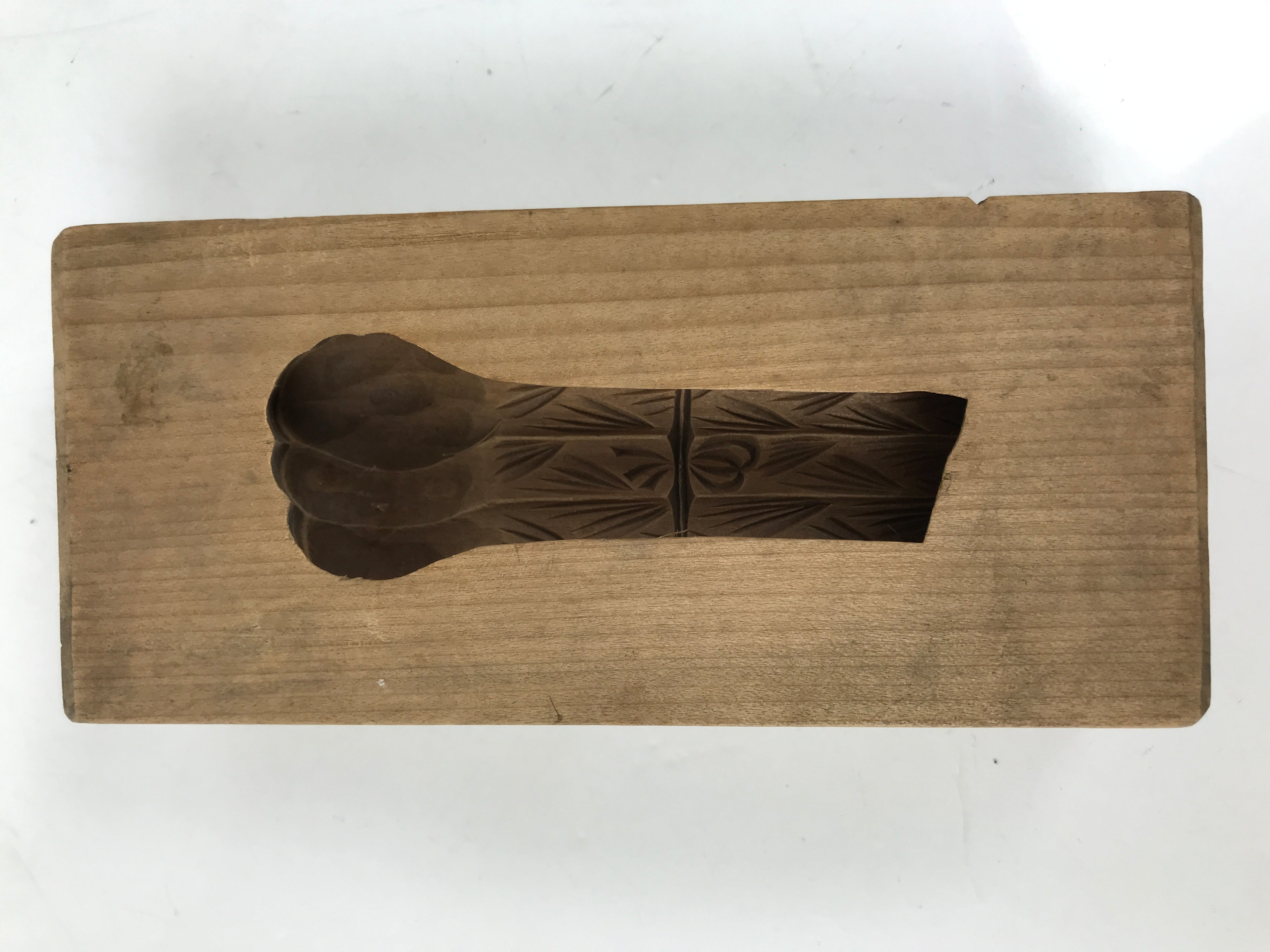 Japanese Wood Carved Kashigata Cake Mold Vtg Wagashi Komatsuna Spinach Kg722