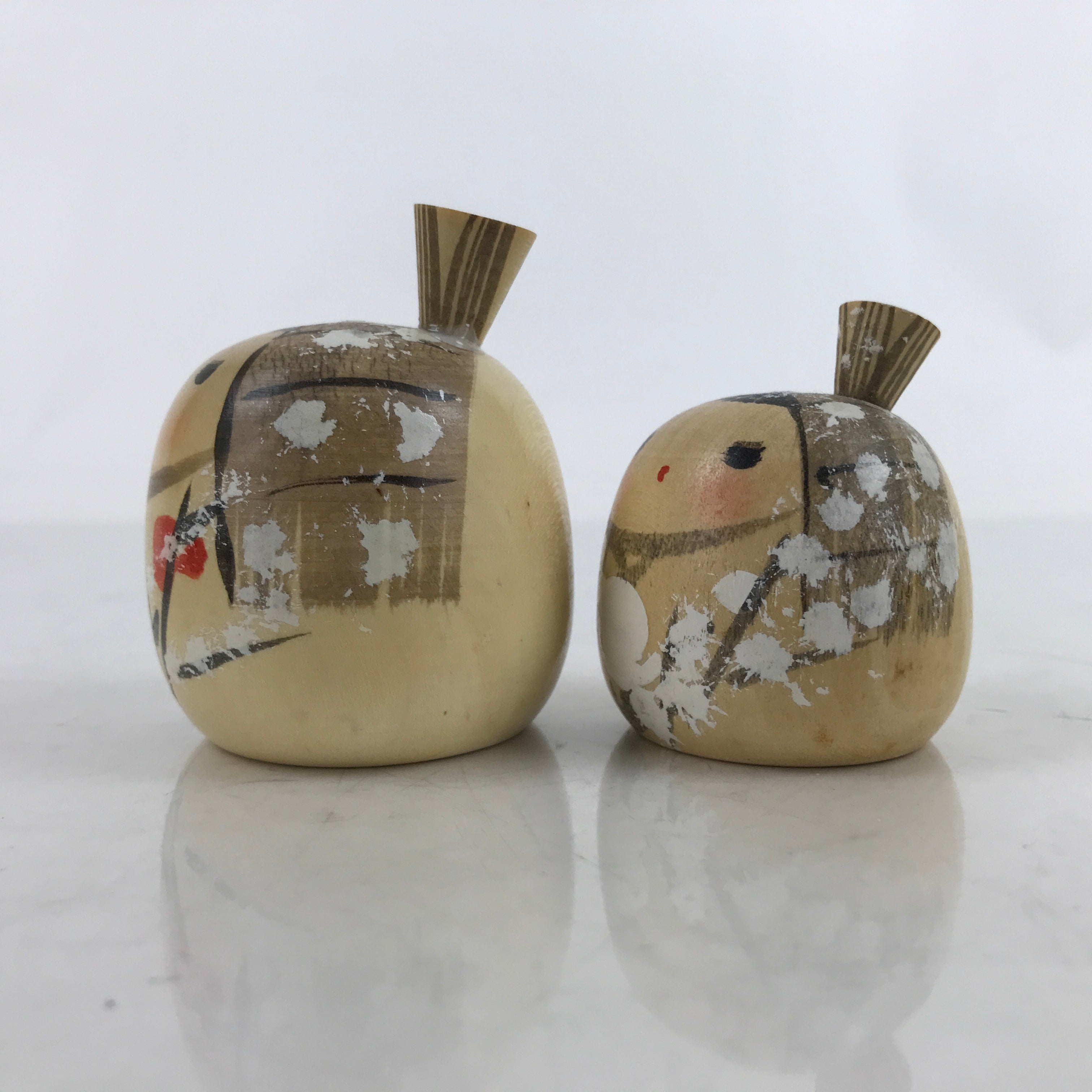Japanese Wood Kokeshi Doll Pair Vtg Snow Plum Traditional Toy Folk Art KF711
