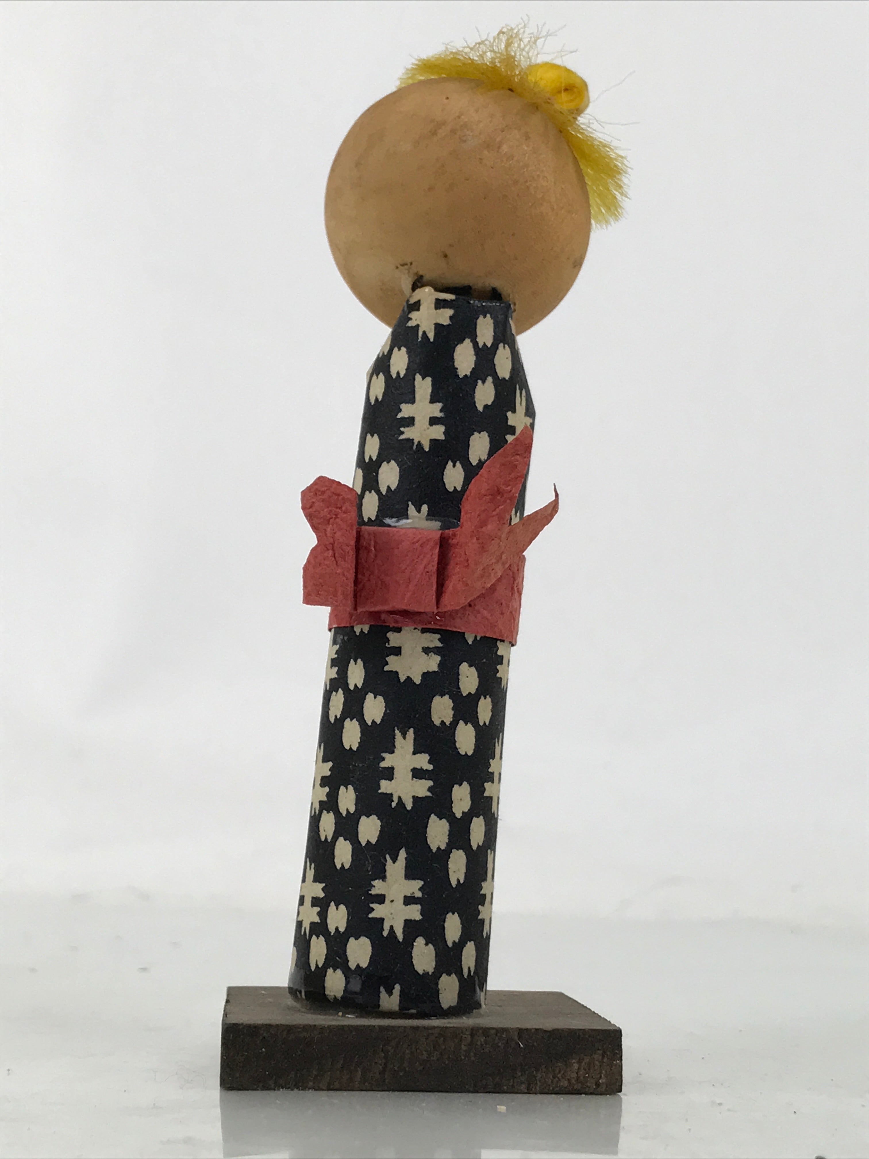 Japanese Wood Kokeshi Doll Vtg Figurine Girl Kimono Flower Washi Paper KF751