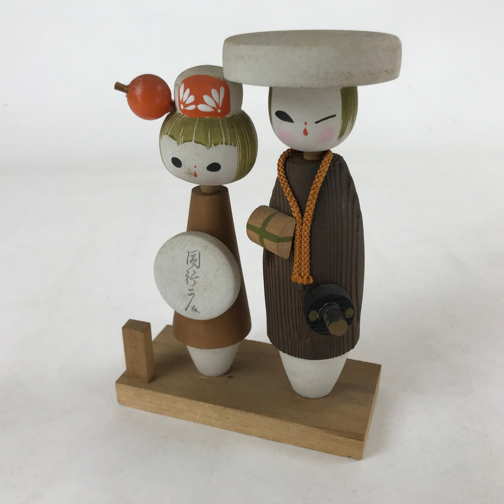 Japanese Wood Kokeshi Dolls Couple Samurai Vtg Folk Art Decoration KF670