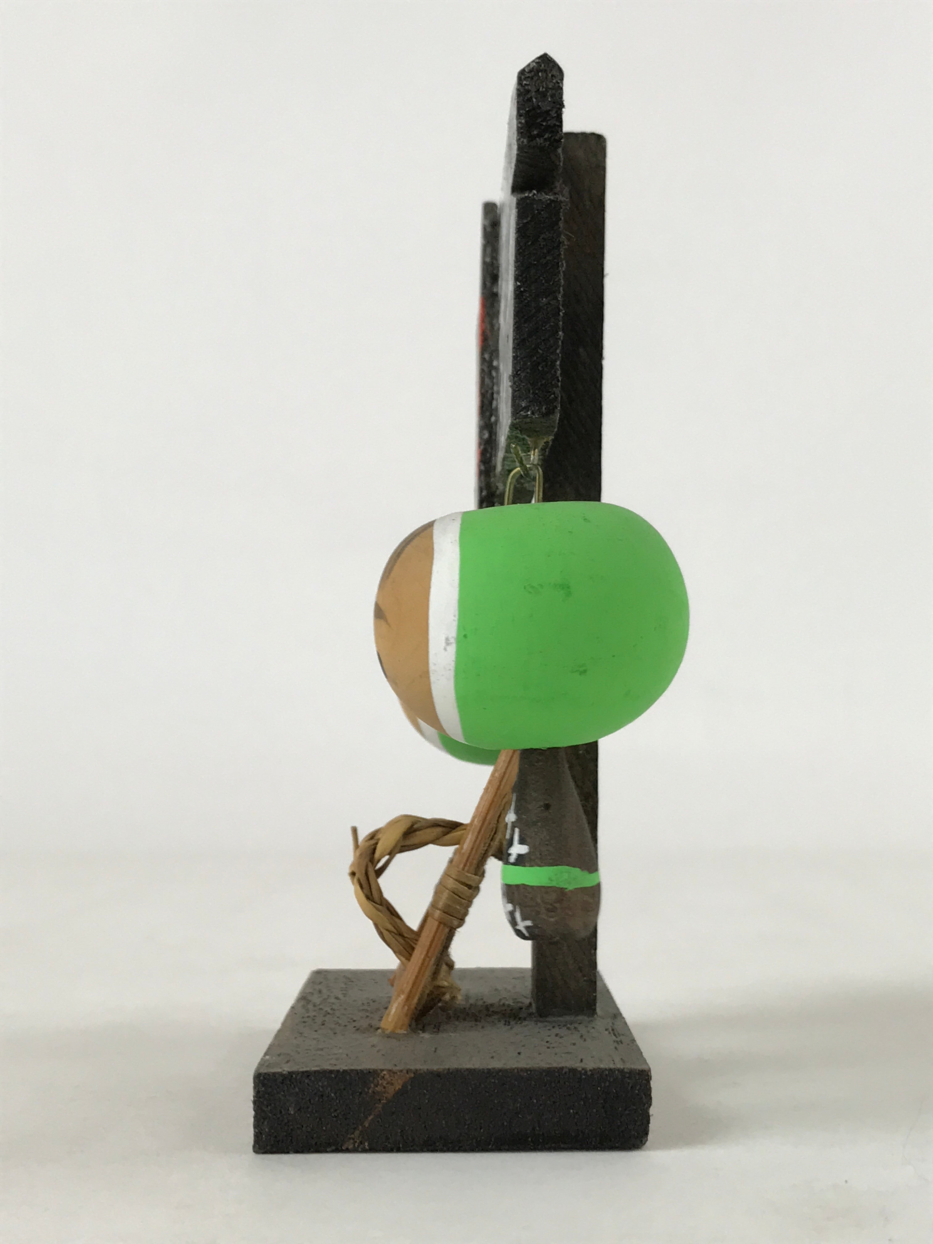 Japanese Wood Kokeshi Dolls Hanging Swinging Vtg Folk Art Decoration Green KF672