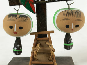 Japanese Wood Kokeshi Dolls Hanging Swinging Vtg Folk Art Decoration Green KF672