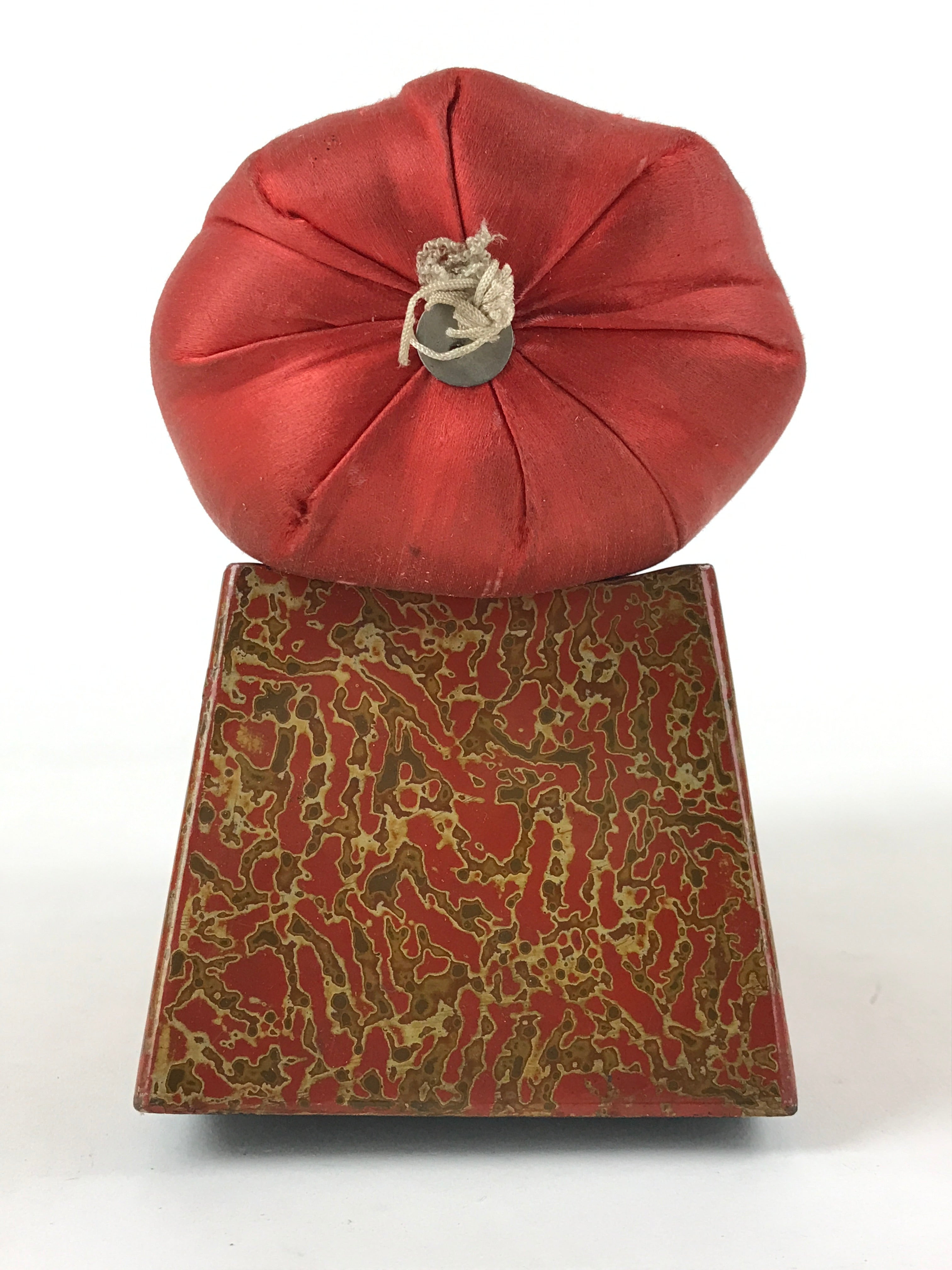 Japanese Wood Lacquered Base Silk Soft Pillow Vtg Red Geisha Takamakura JK597