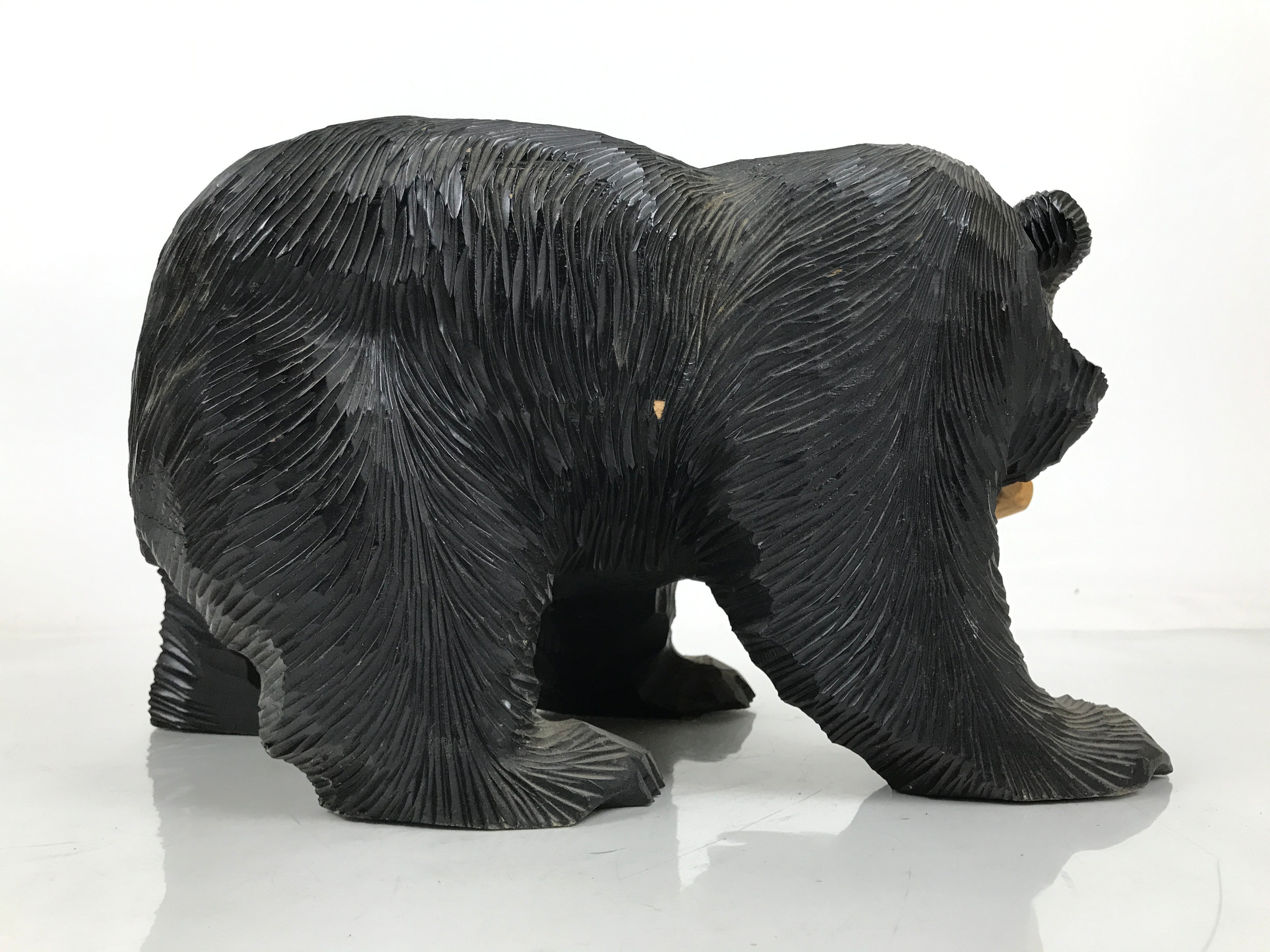 Japanese Wooden Carved Ainu Bear Statue Vtg Sculpture Hokkaido Brown AB119