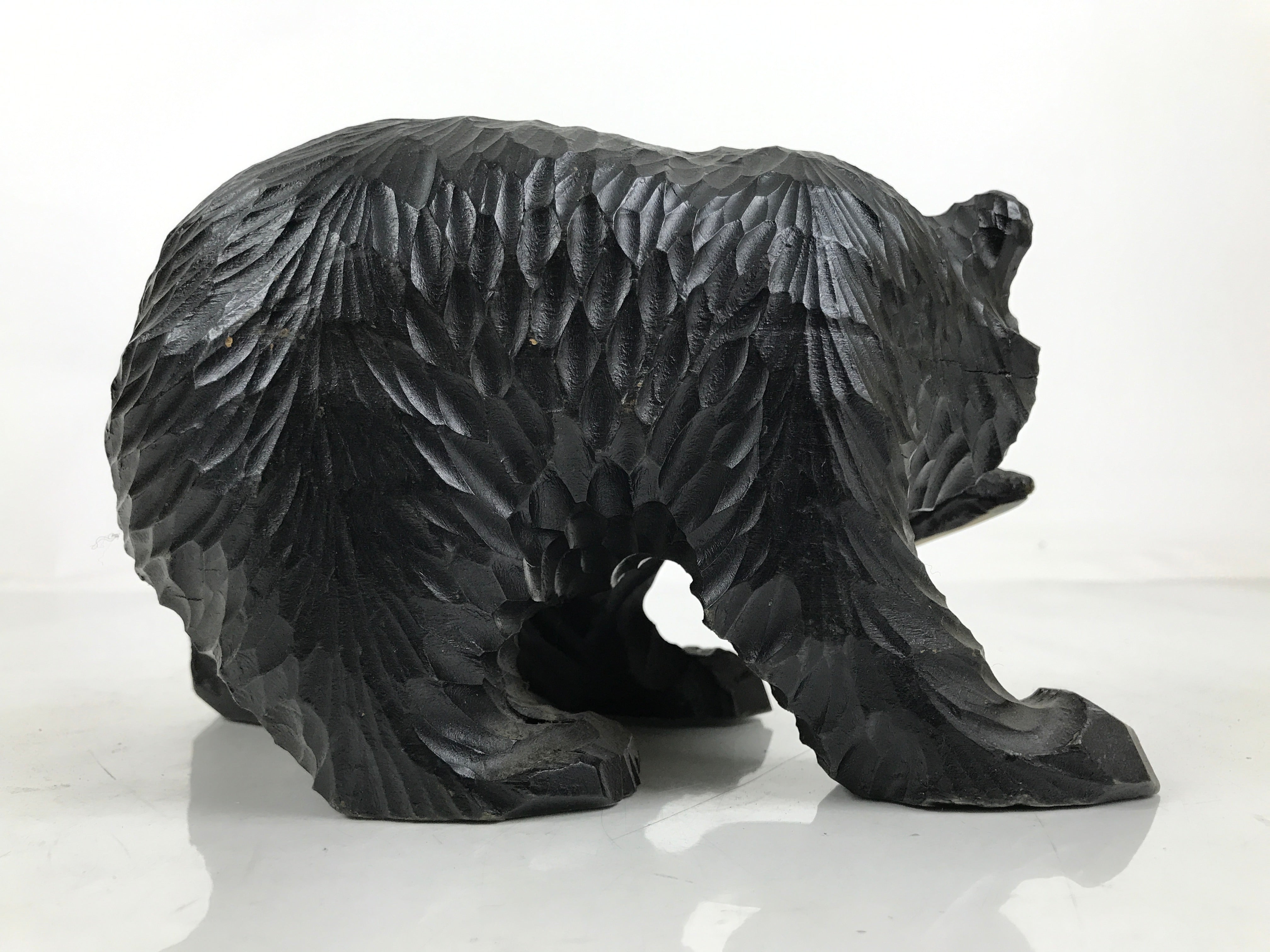 Japanese Wooden Carved Ainu Bear Statue Vtg Sculpture Hokkaido Brown AB122