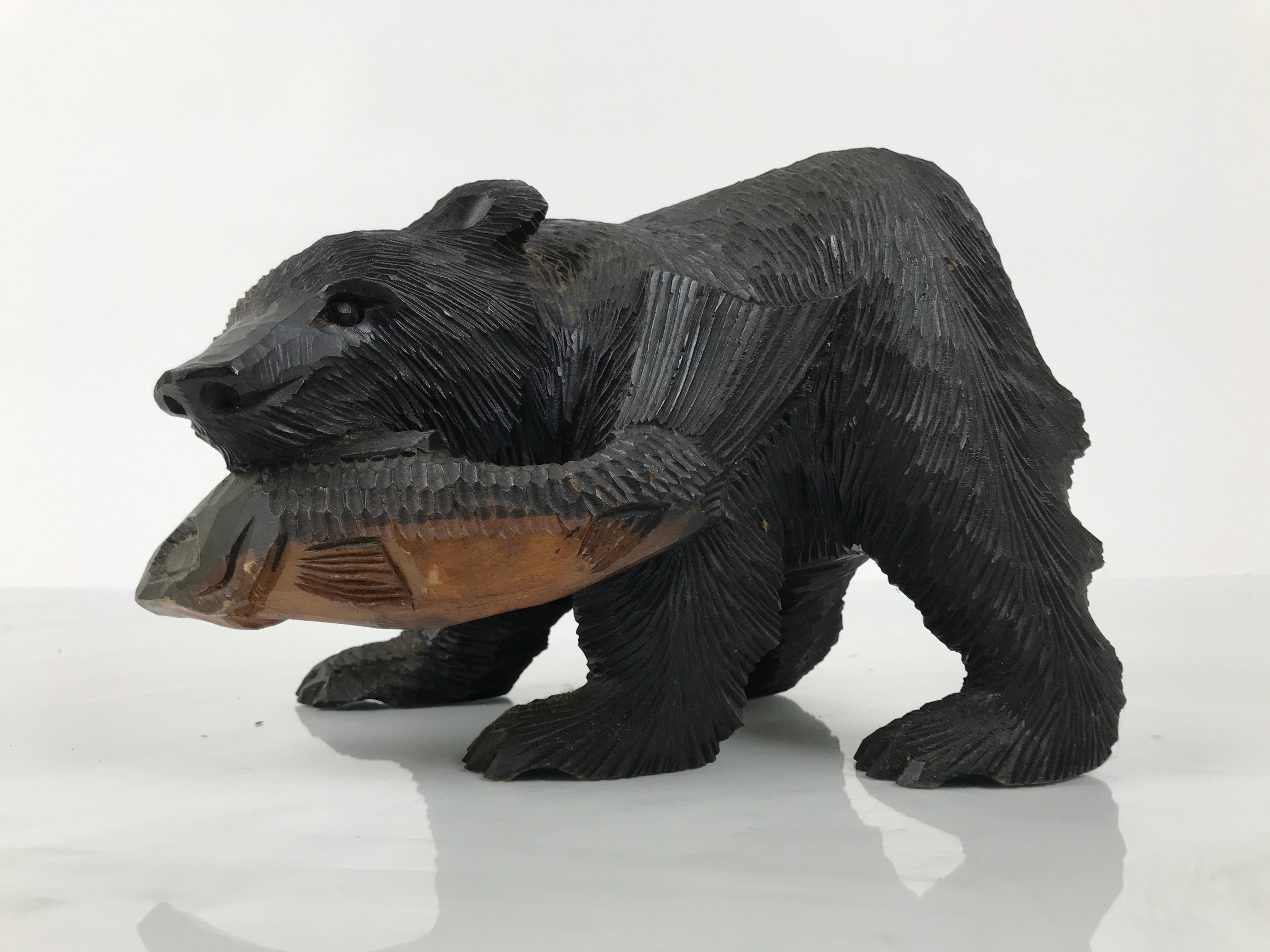 Japanese Wooden Carved Ainu Bear Statue Vtg Sculpture Hokkaido Brown AB130