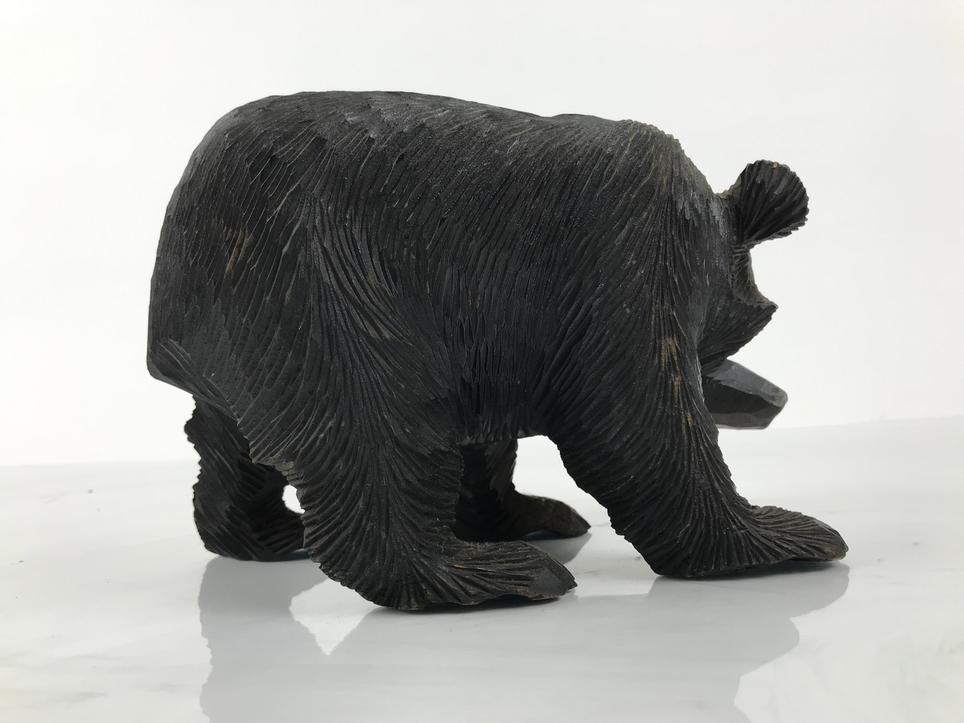 Japanese Wooden Carved Ainu Bear Statue Vtg Sculpture Hokkaido Brown AB130