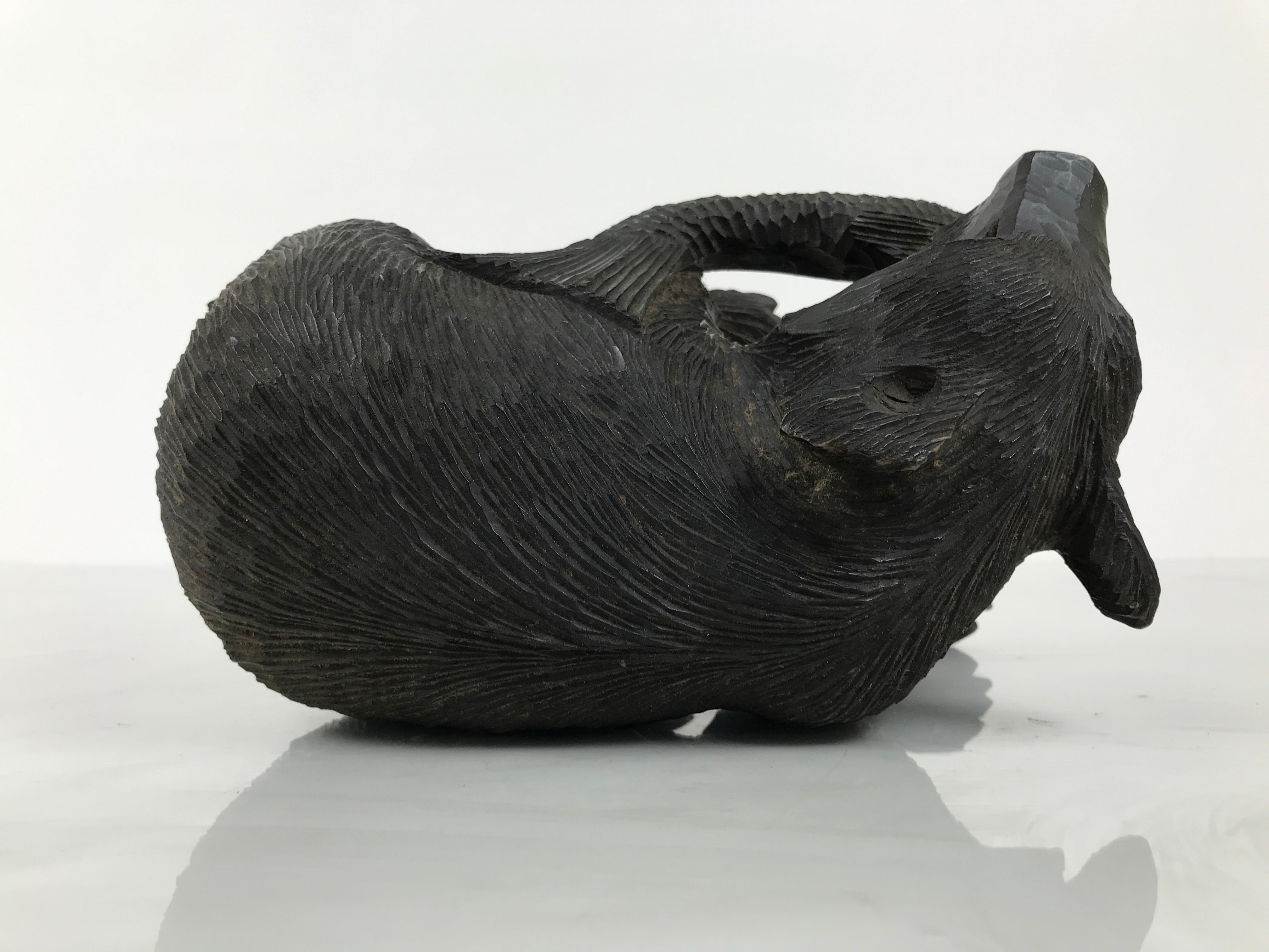 Japanese Wooden Carved Ainu Bear Statue Vtg Sculpture Hokkaido Brown AB130