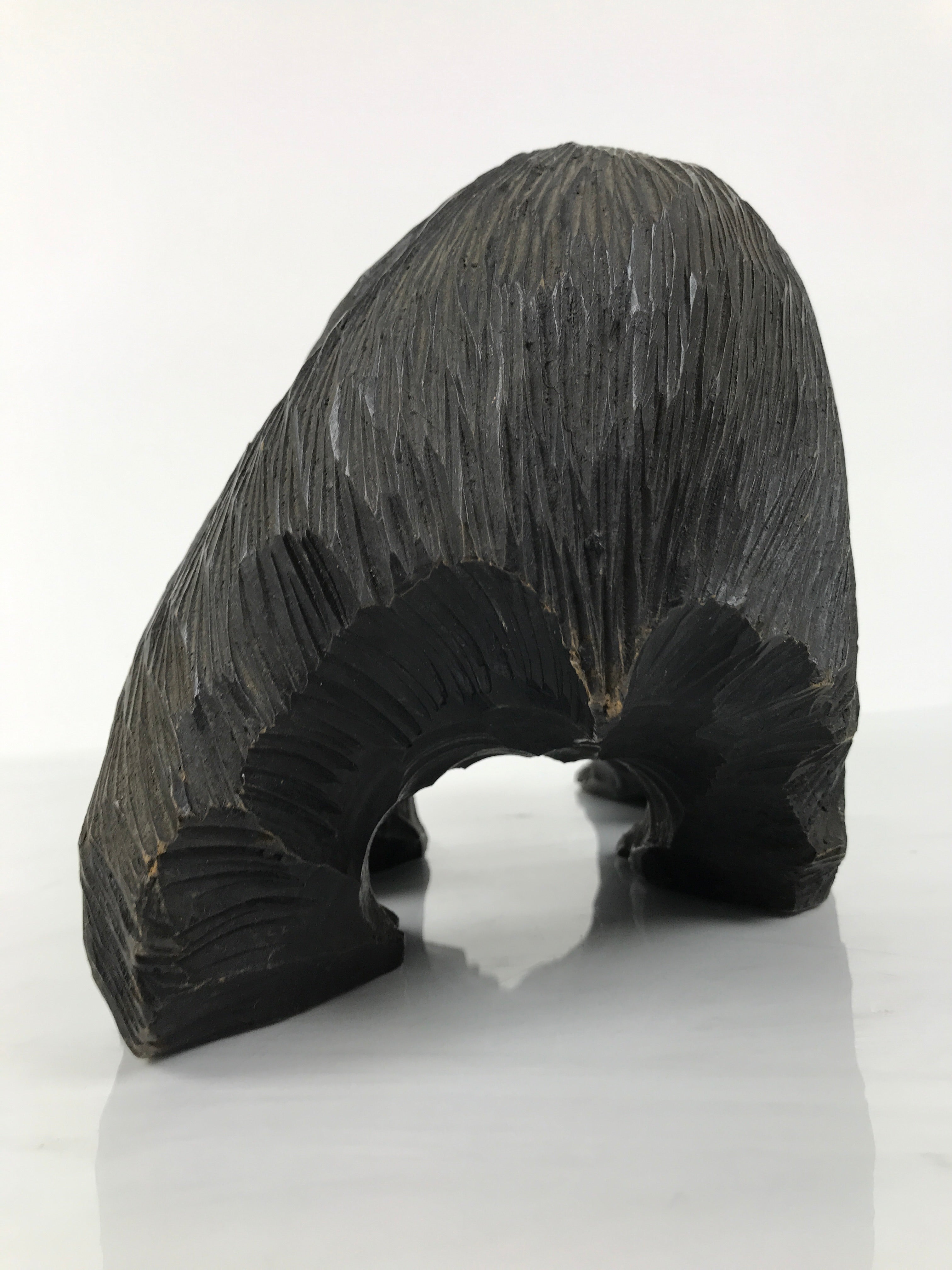 Japanese Wooden Carved Ainu Bear Statue Vtg Sculpture Hokkaido Brown AB131