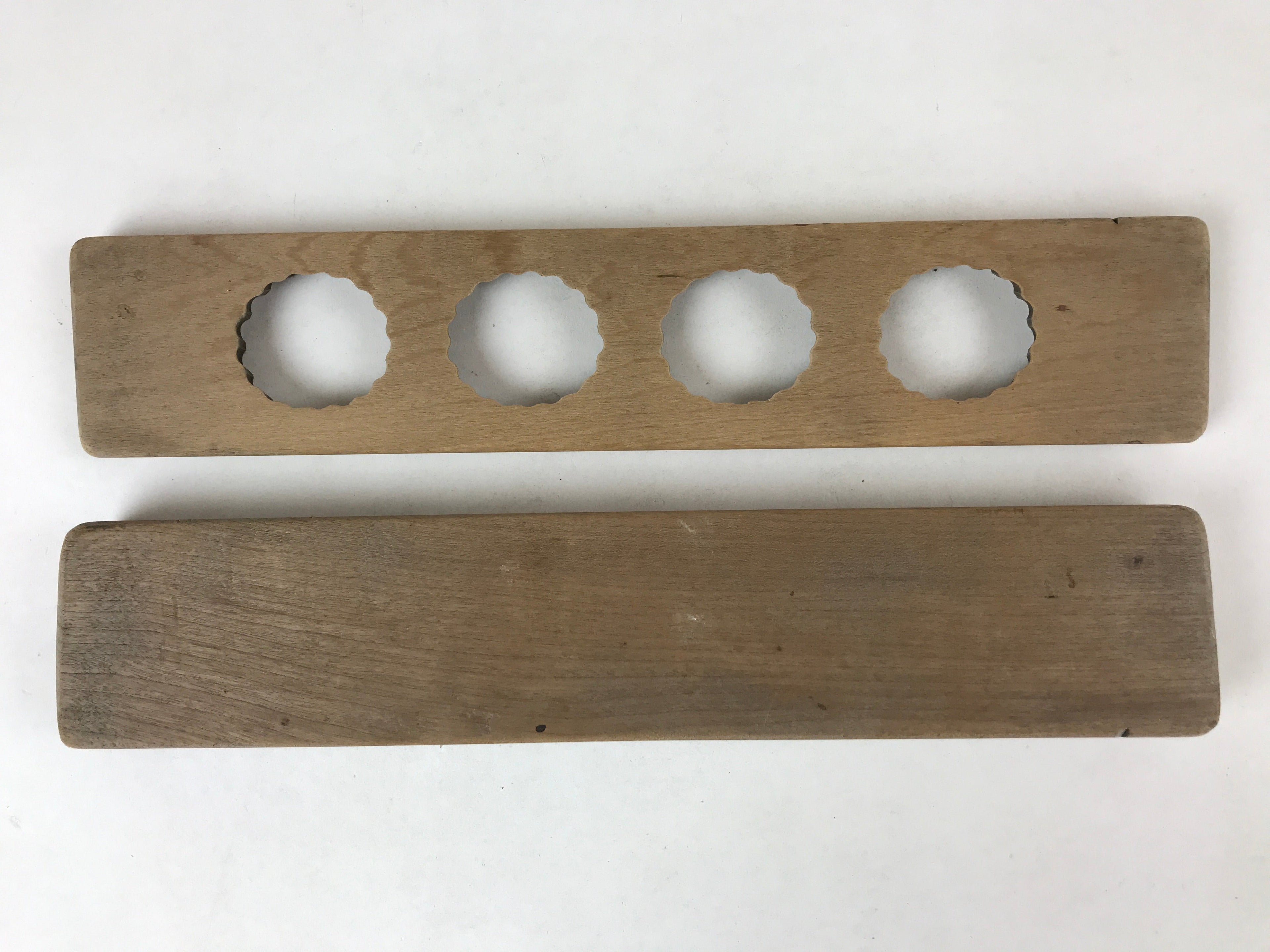 Japanese Wooden Carved Kashigata Cake Mold Sweet Wagashi Chrysanthemum Kg512